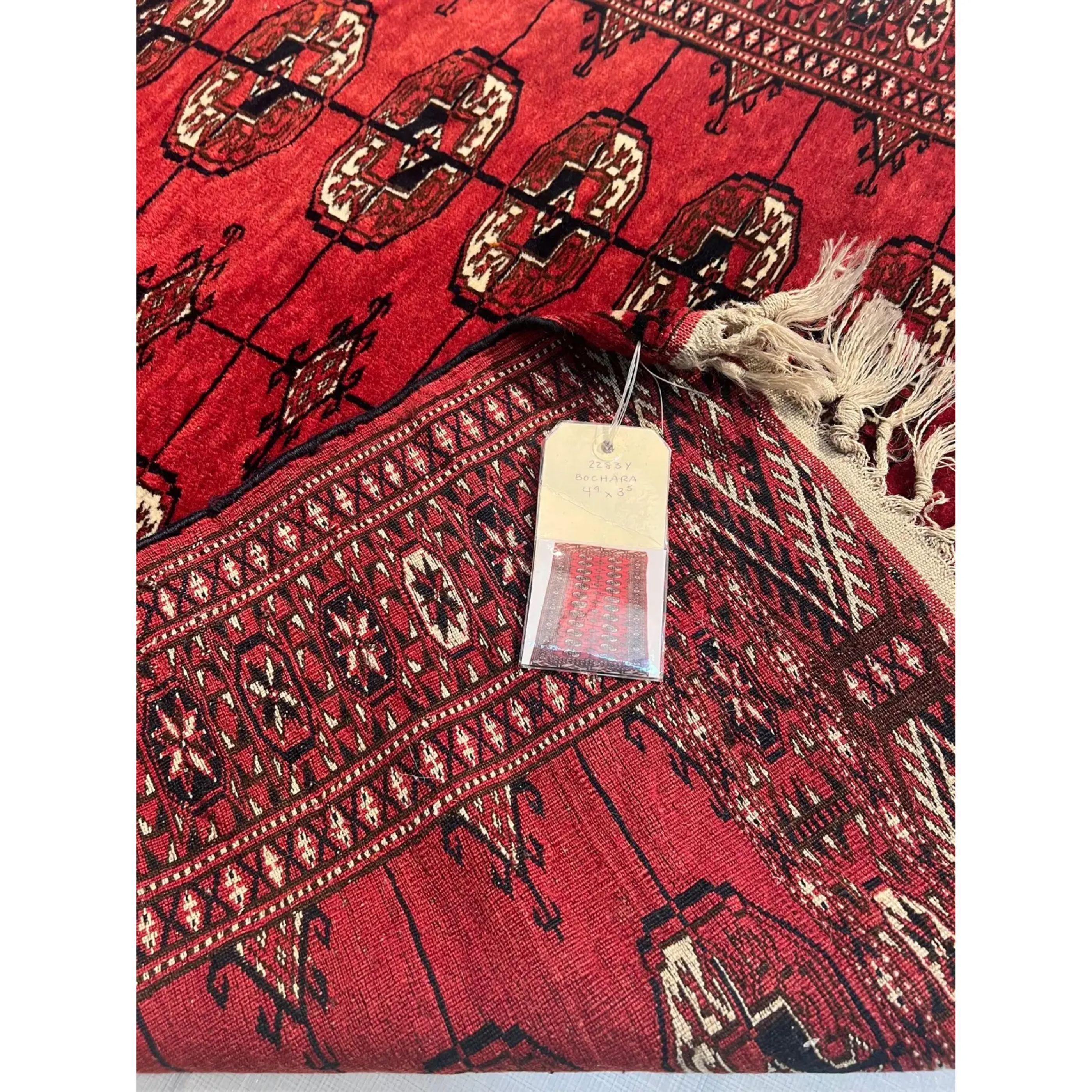 Antiker Bochara-Teppich aus den 1900er Jahren (Pakistanisch) im Angebot