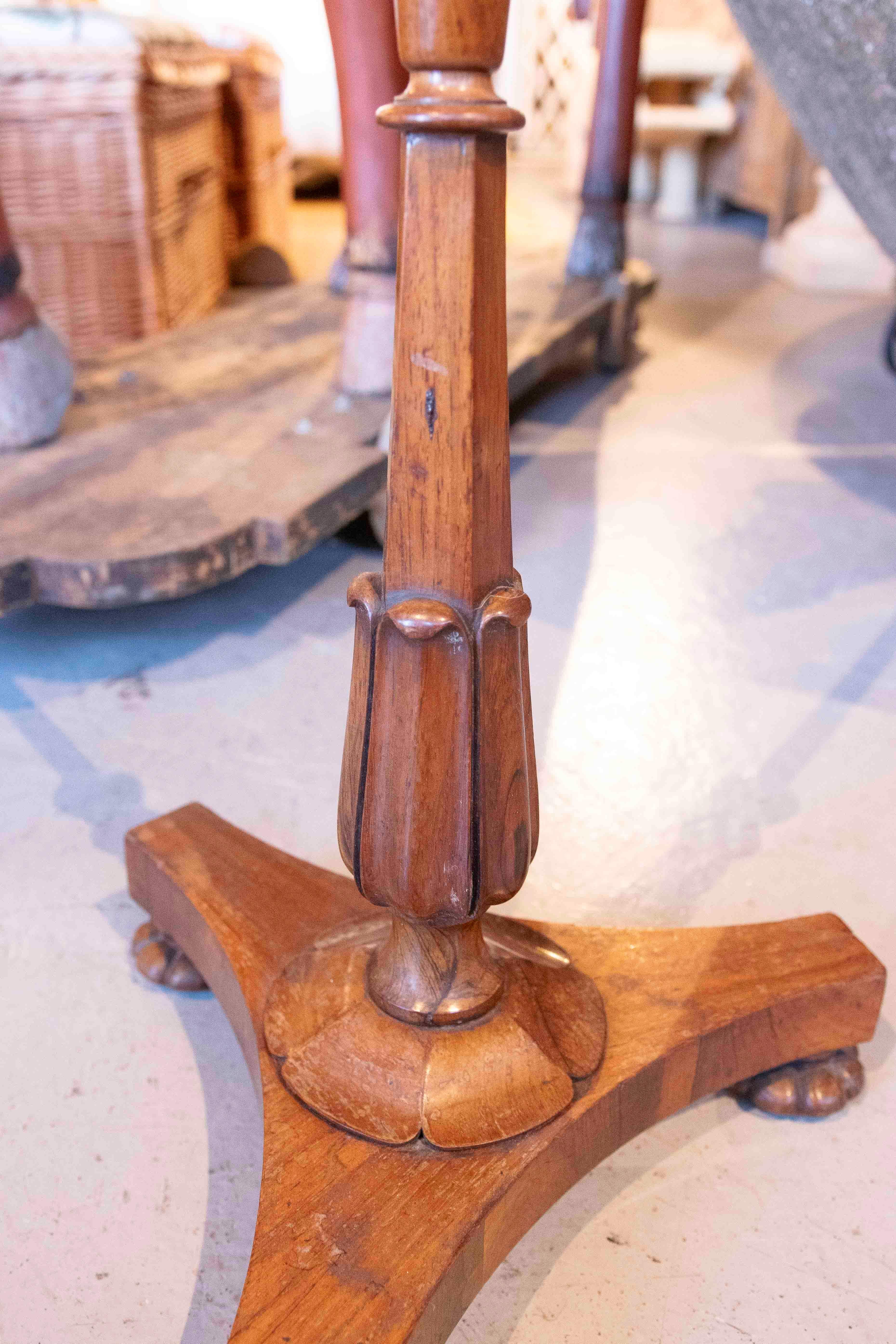 1900s Antigua Pantalla de Chimenea de Madera Tallada con Panel Decorativo 8