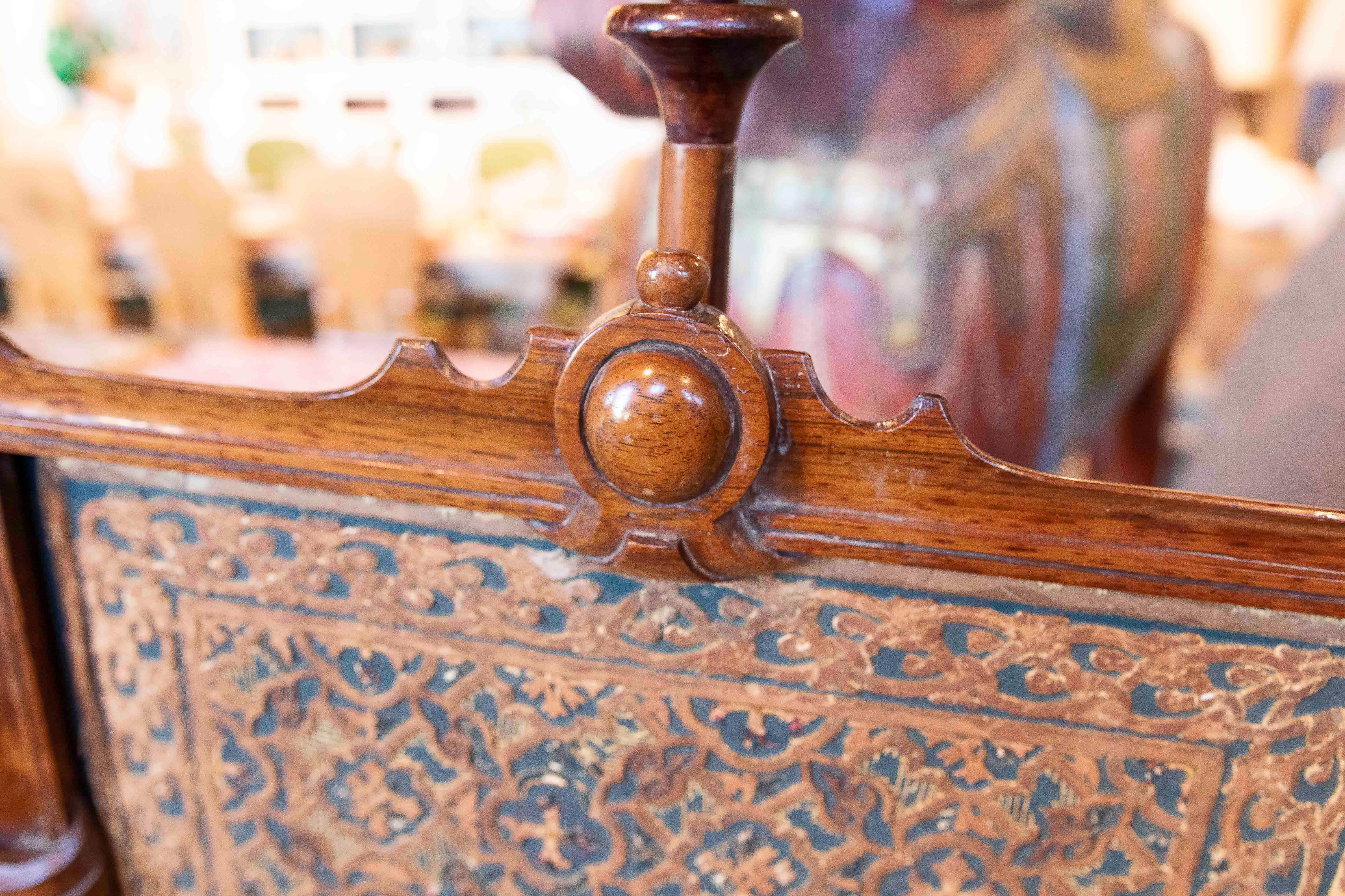 1900s Antigua Pantalla de Chimenea de Madera Tallada con Panel Decorativo 12