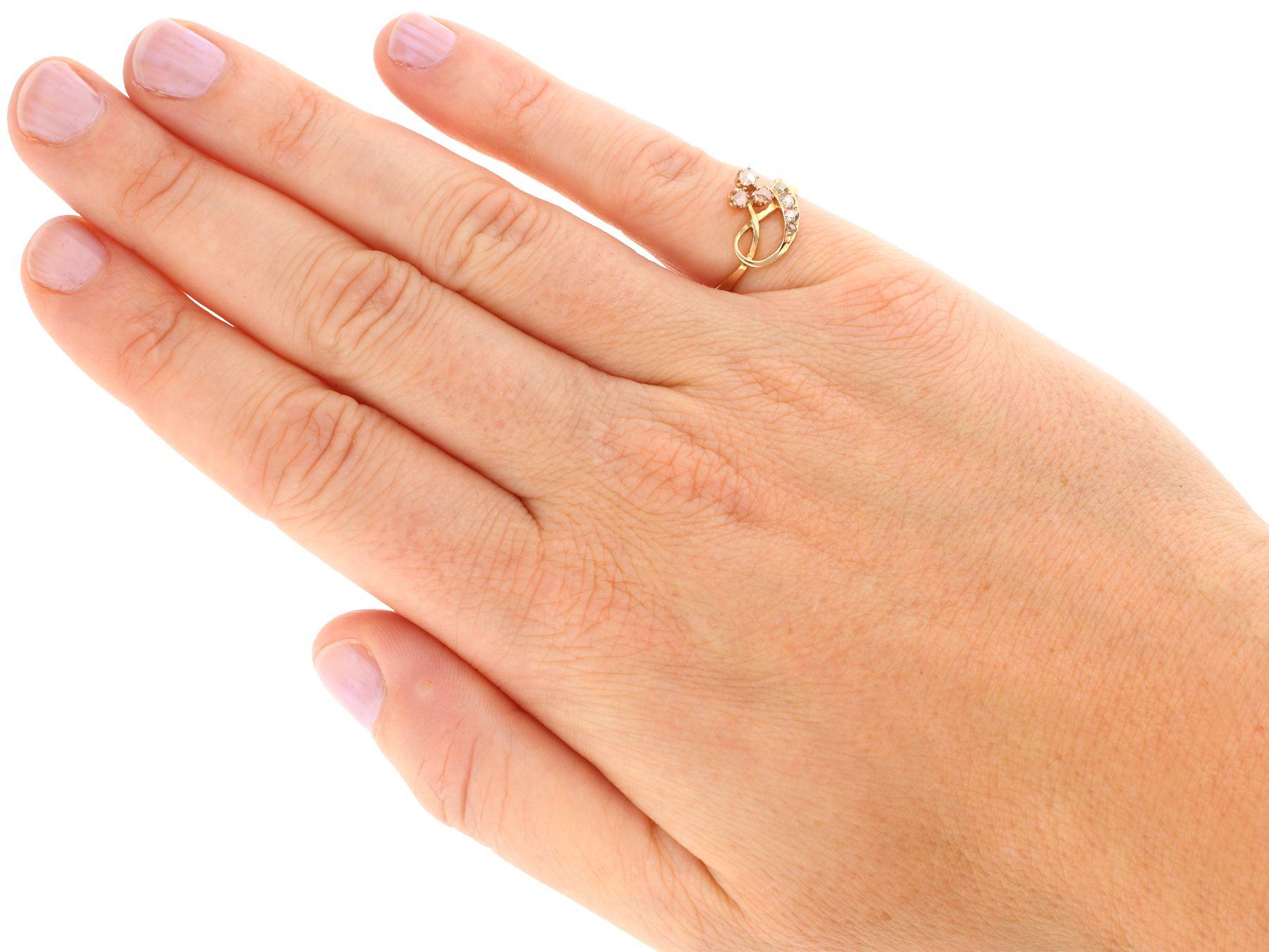 Französischer Verlobungsring aus Diamant und Gelbgold ineinander verschlungen im Angebot 1