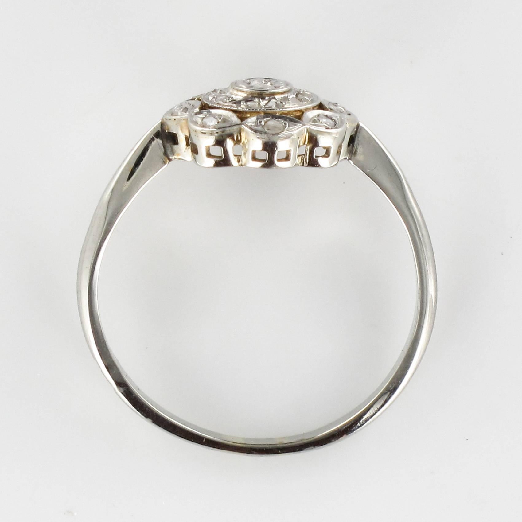 1900s Antique Diamond White Gold Platinum Flower Shape Ring  4