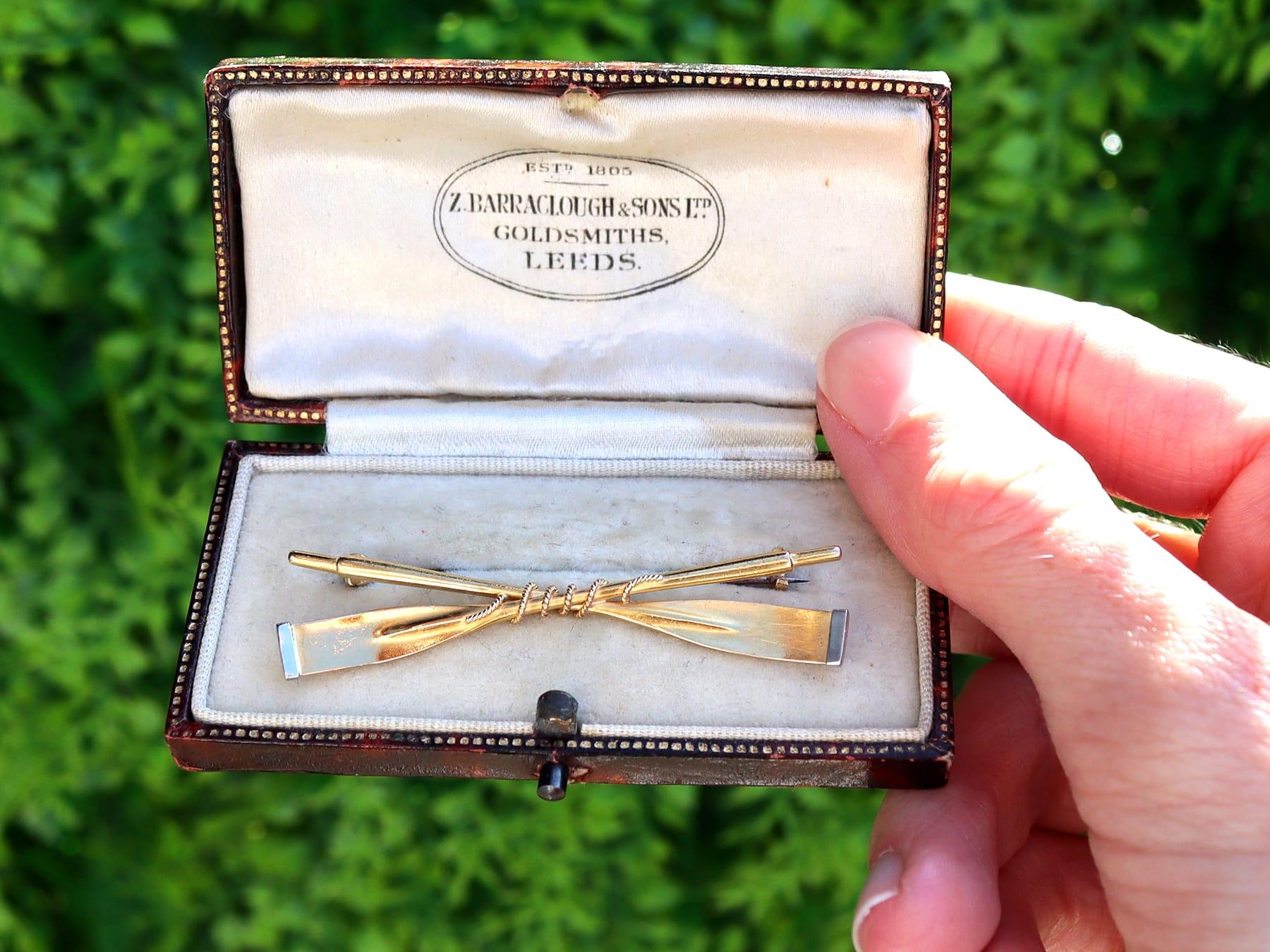 An exceptional, fine and impressive antique 18 karat yellow gold, platinum set oar brooch - boxed; part of our antique Edwardian jewellery collections

This exceptional, fine and impressive antique brooch has been crafted in 18k yellow gold with