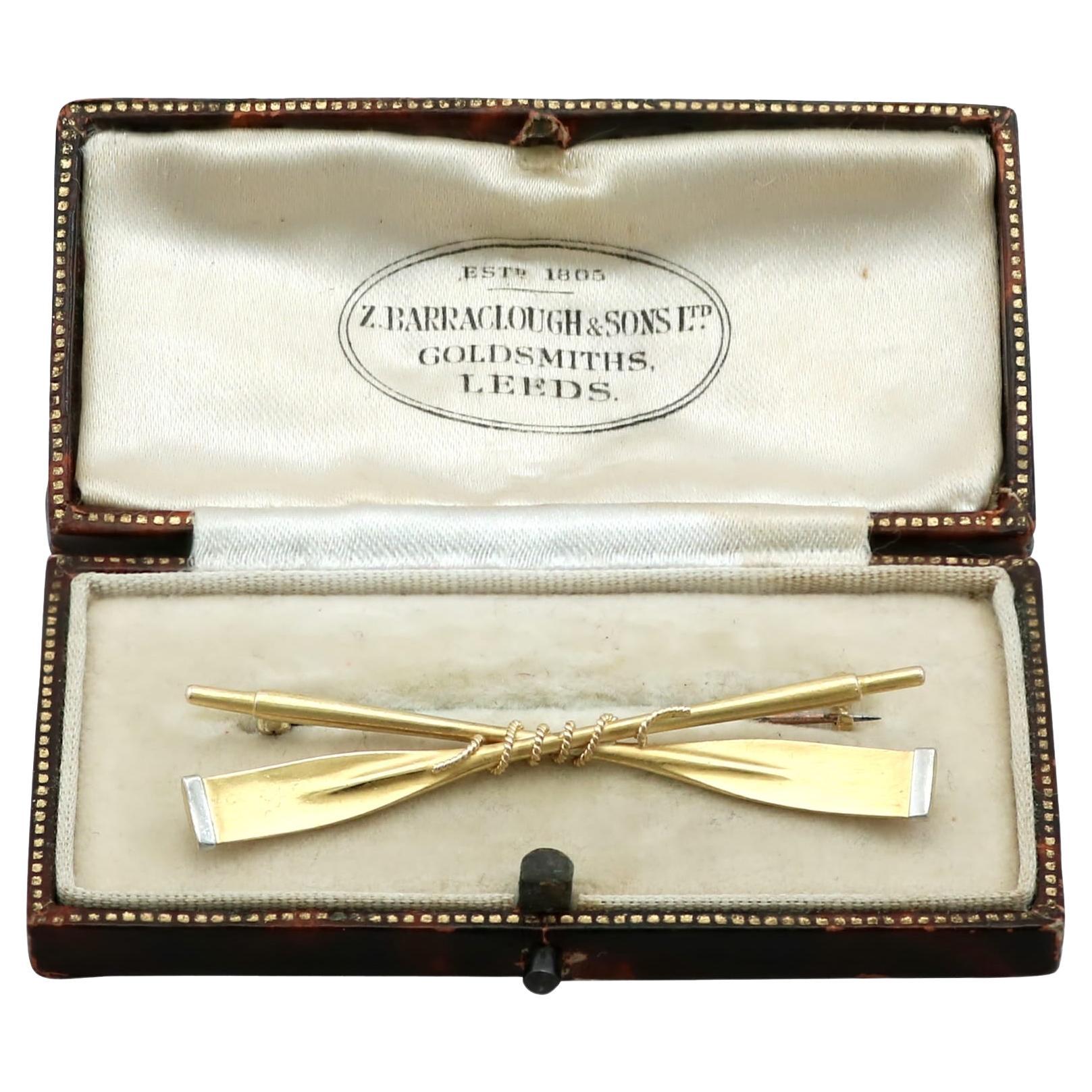 1900s Edwardian 18k Yellow Gold Oar Brooch en vente