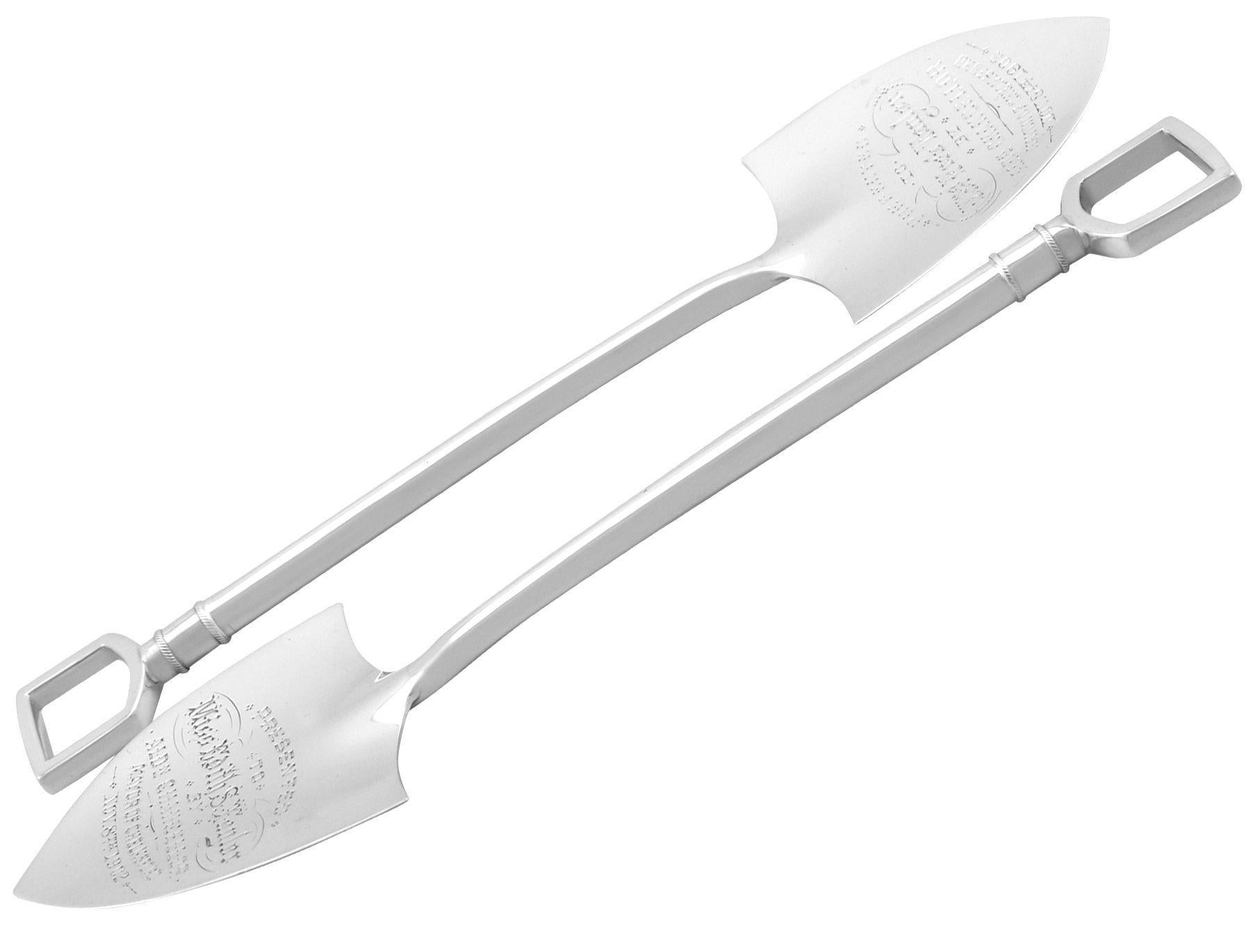 Antike edwardianische Präsentationsstühle aus Sterlingsilber (Edwardian) im Angebot