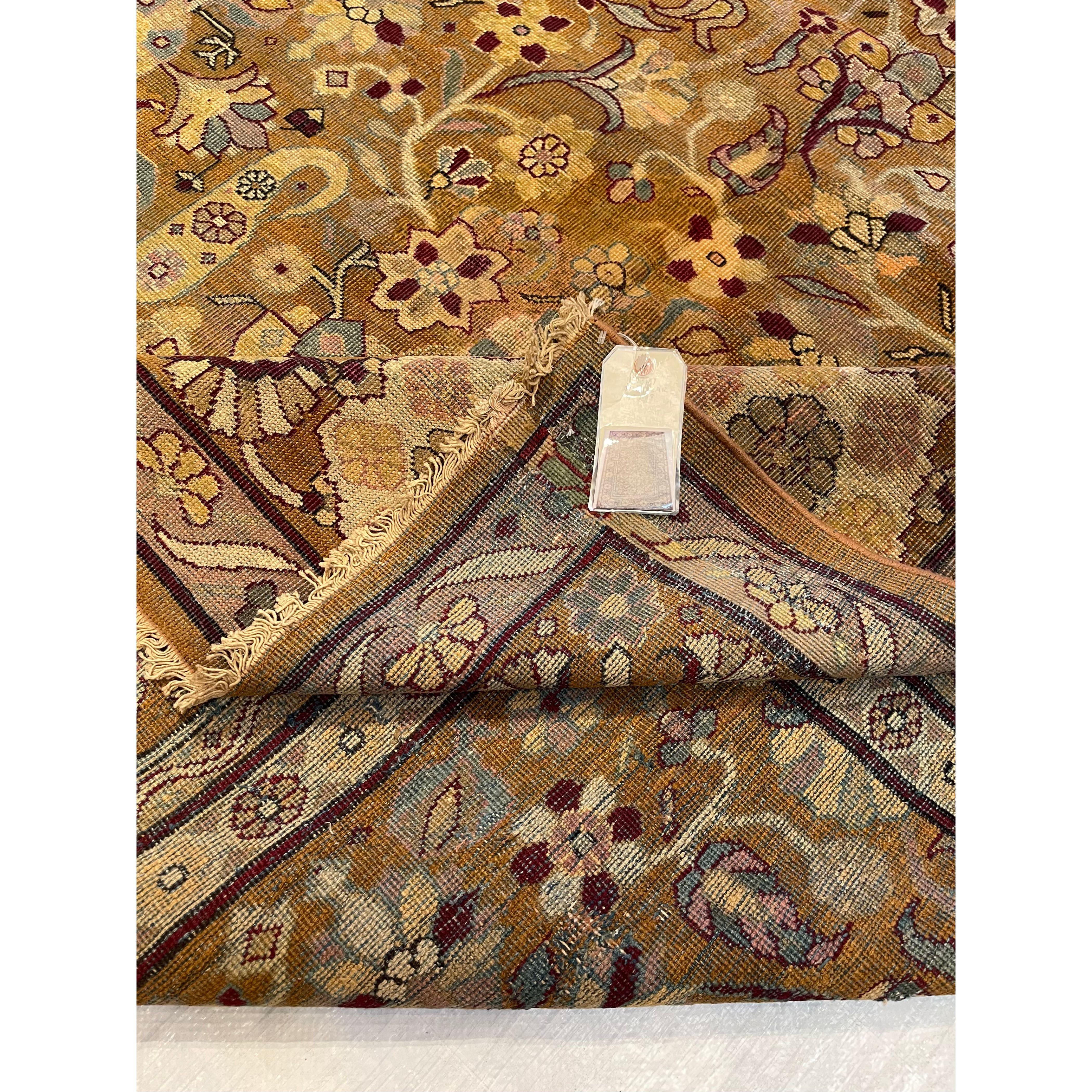 1900s Antique Indian Amritsar Rug In Good Condition For Sale In Los Angeles, US