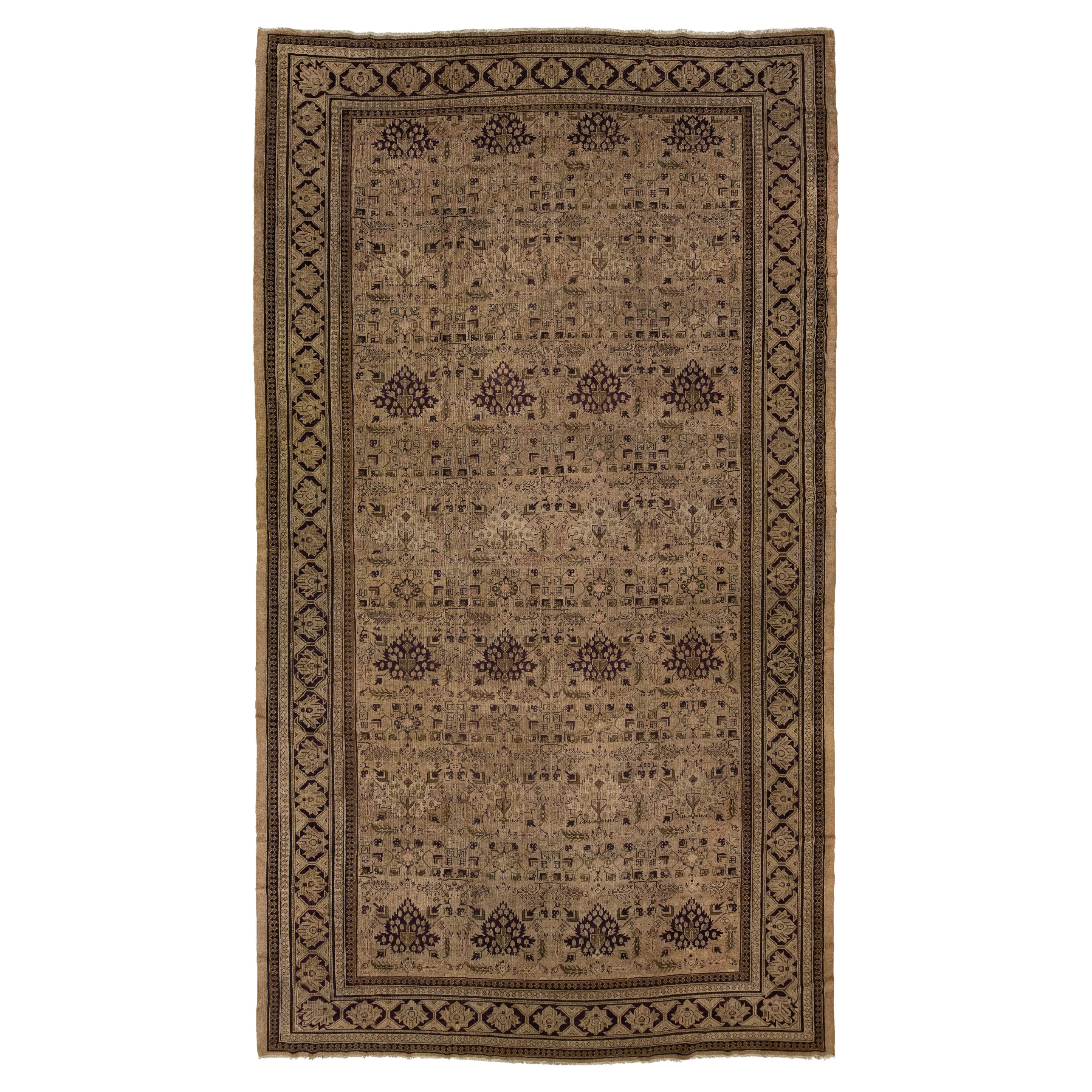 1900er Jahre Antiker indischer Amritsar Wollteppich in Brown mit Allover-Design im Angebot
