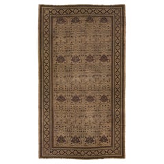 1900 Alfombra antigua de lana india Amritsar en marrón con diseño integral