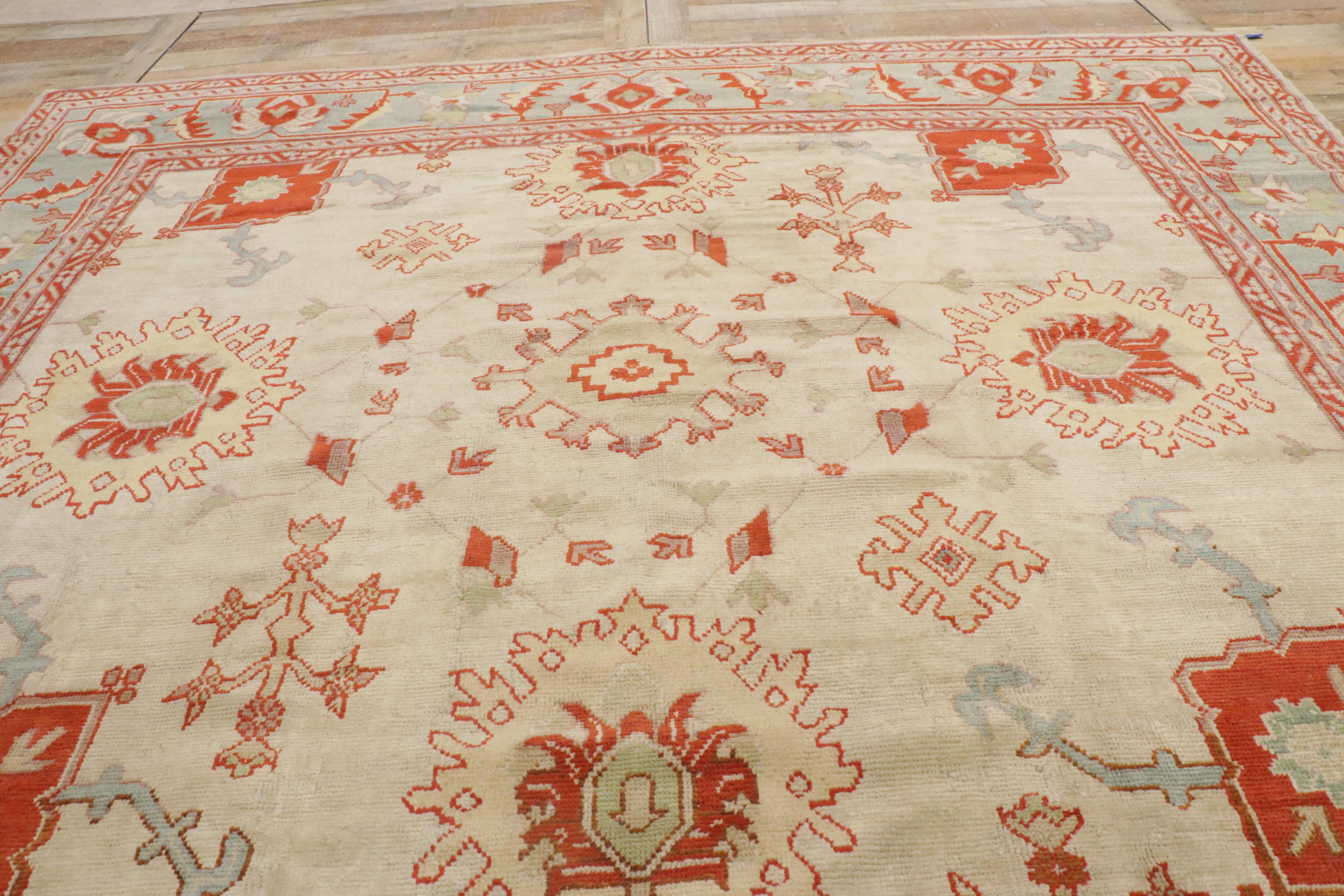1900's Antique Ivory Turkish Oushak Rug with Modern Mediterranean Style For Sale 9