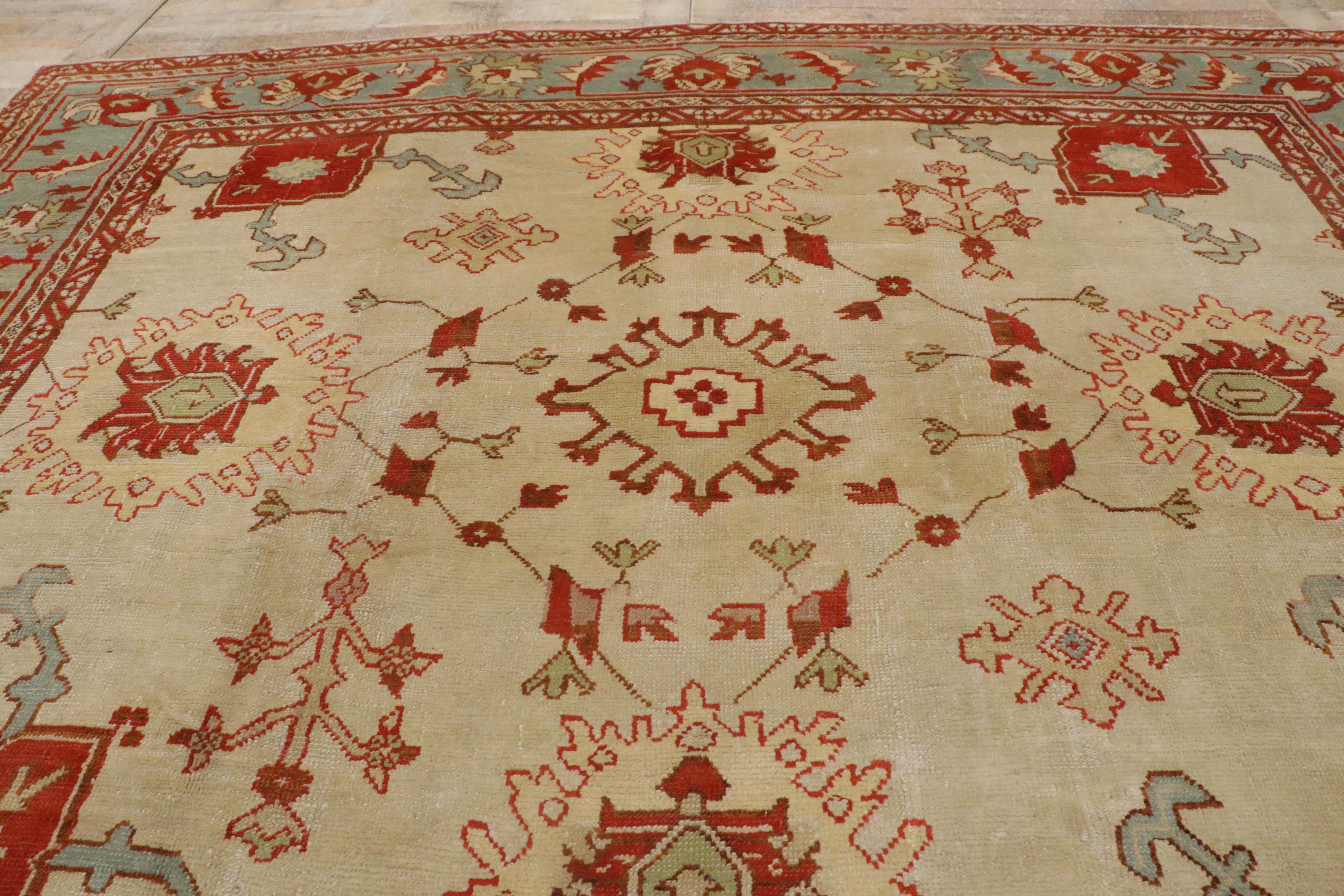 1900's Antique Ivory Turkish Oushak Rug with Modern Mediterranean Style For Sale 12