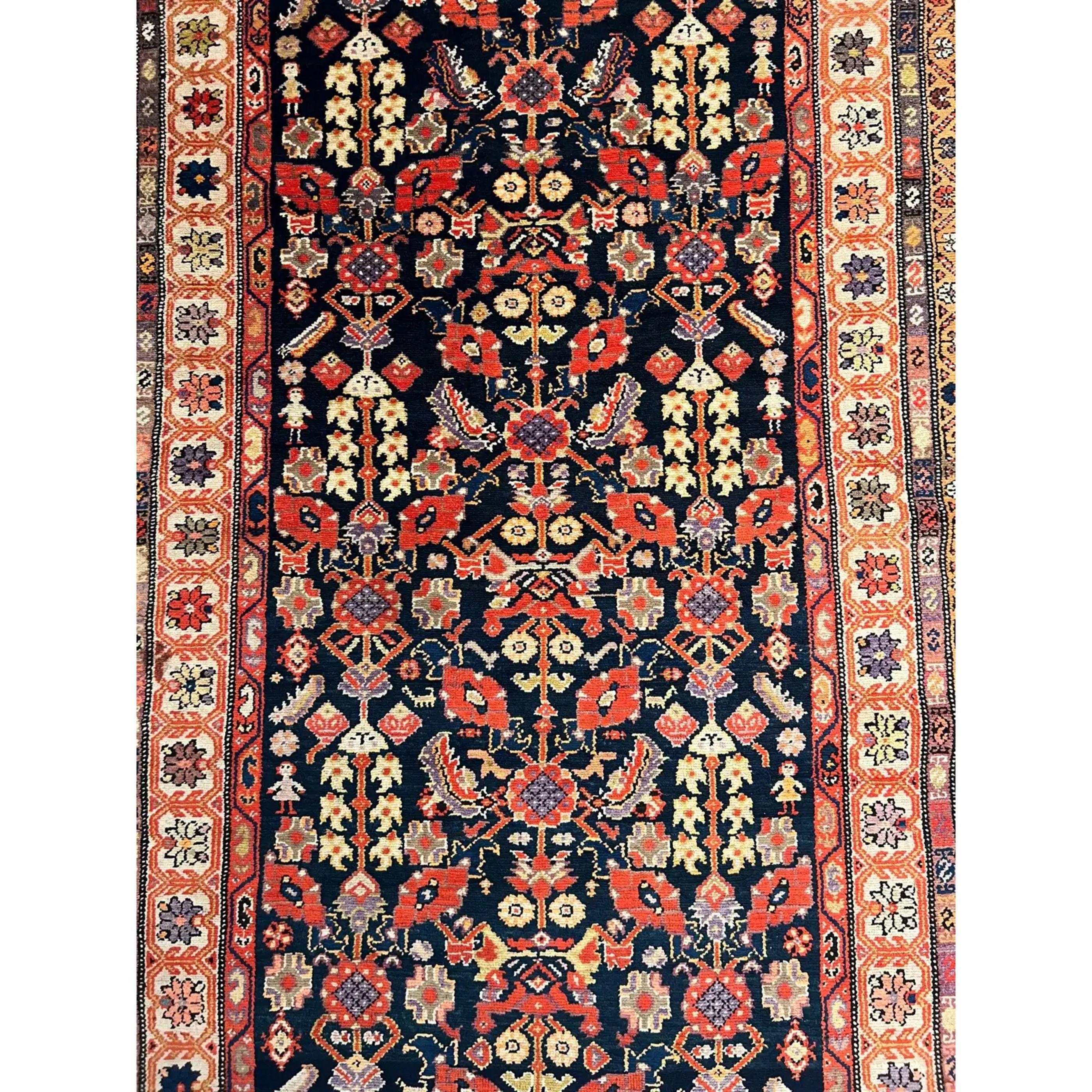 Early 20th Century 1900s Antique Malayer Rug For Sale