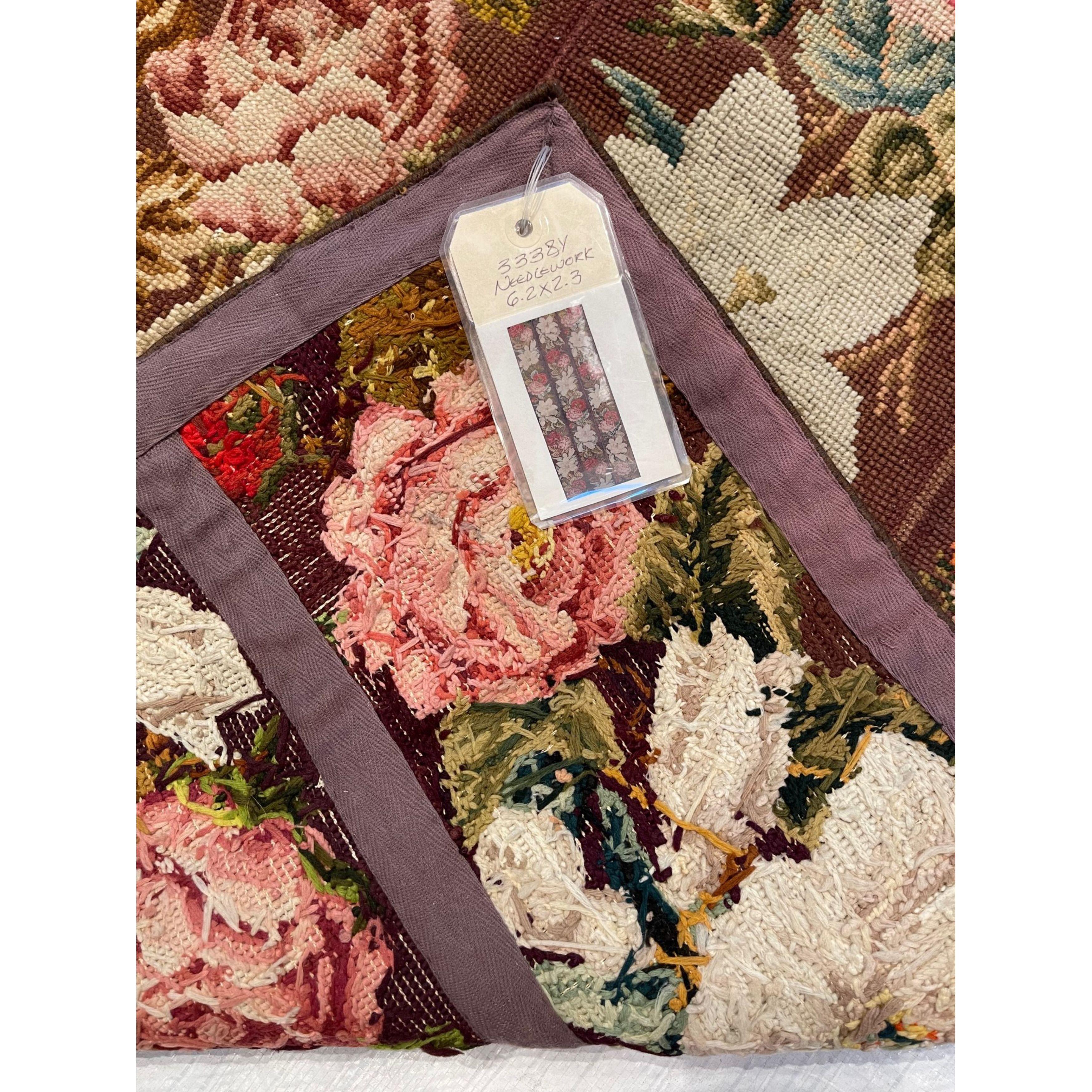 Dessin à l'aiguille antique des années 1900 avec motifs floraux Bon état - En vente à Los Angeles, US