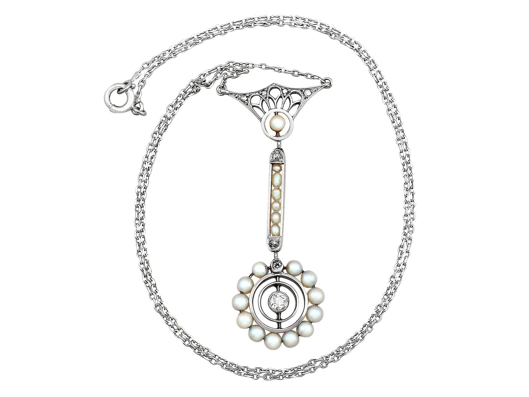 1900er Jahre, Antiker Perlen- und Diamant-Gold-Anhänger (Art nouveau) im Angebot