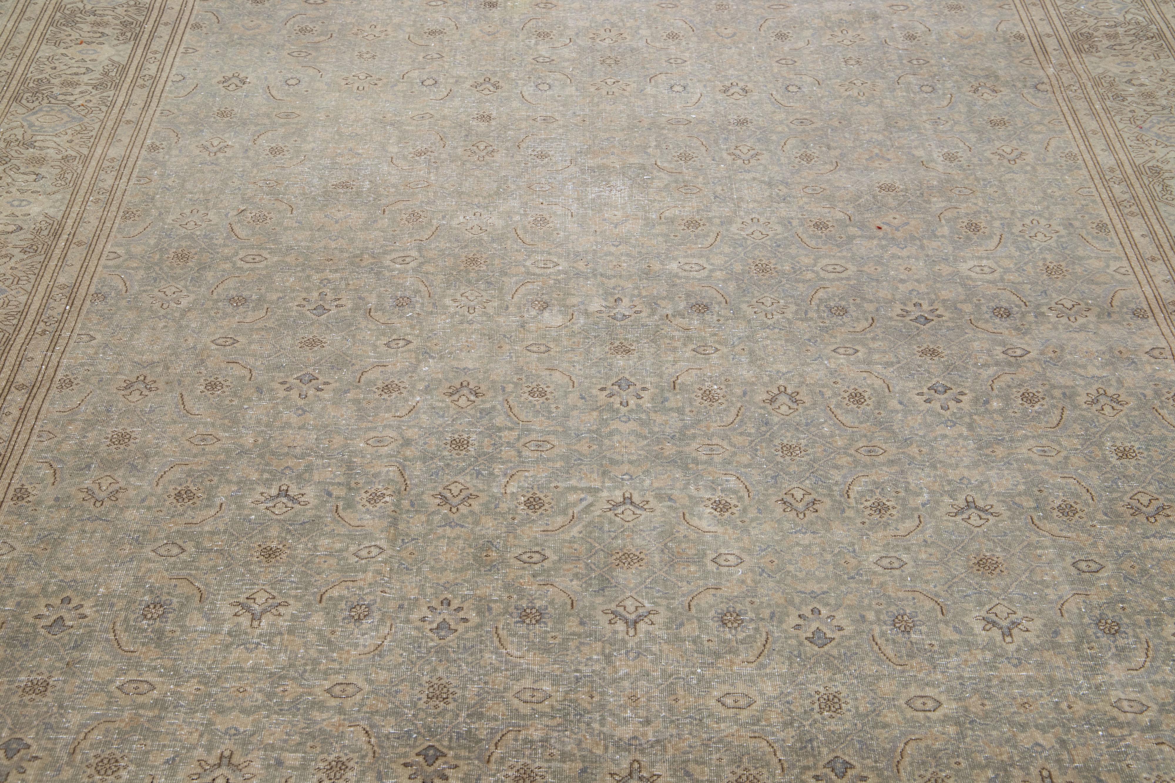 1900s, Antique Persian Agra Grey Handmade Wool Rug with Allover Design For Sale 1