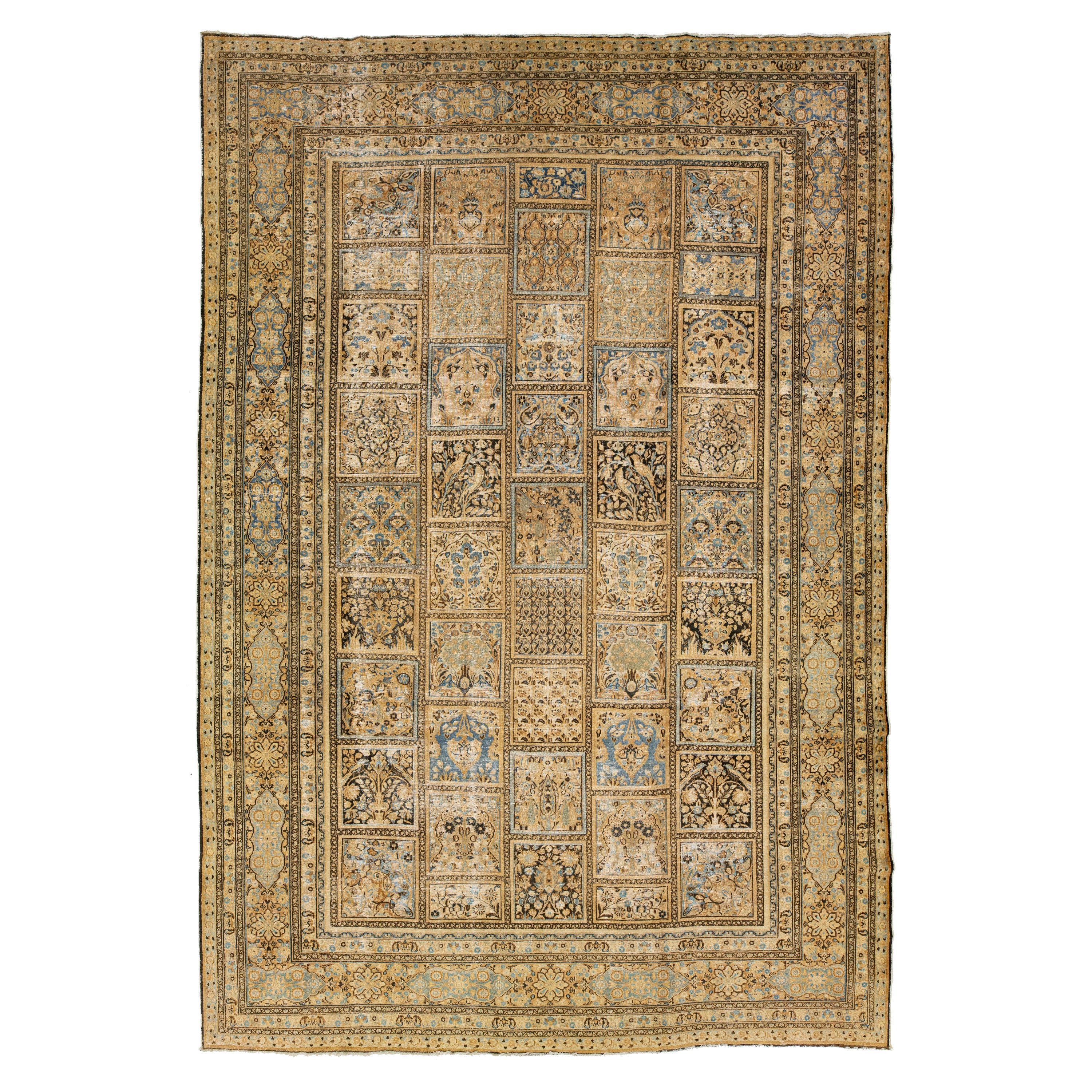 Tappeto antico di lana persiana Khorassan del 1900 in beige con motivo a trifoglio