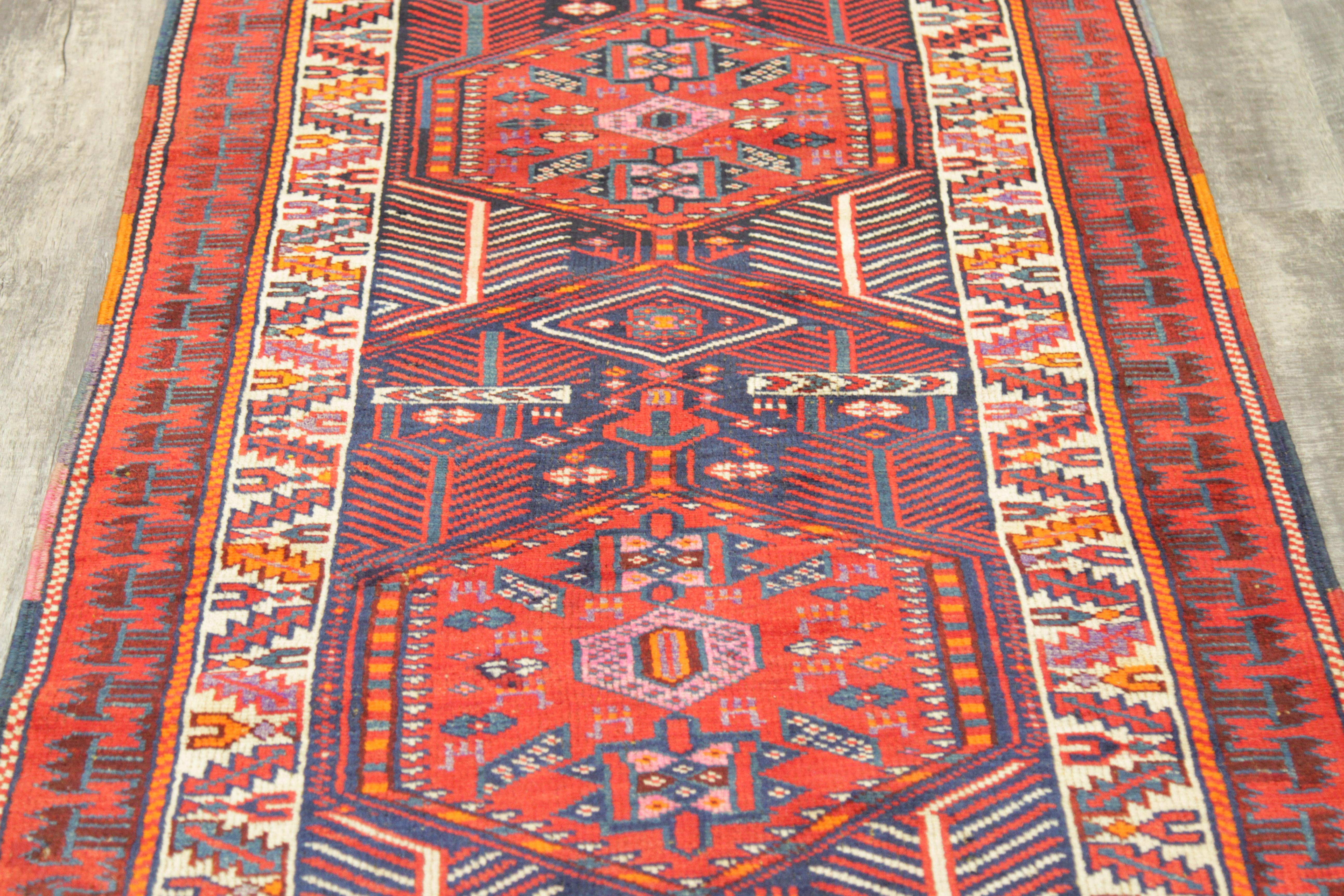 1900s Antique Persian Rug in Azerbaijan Design with Extended Length For Sale 13