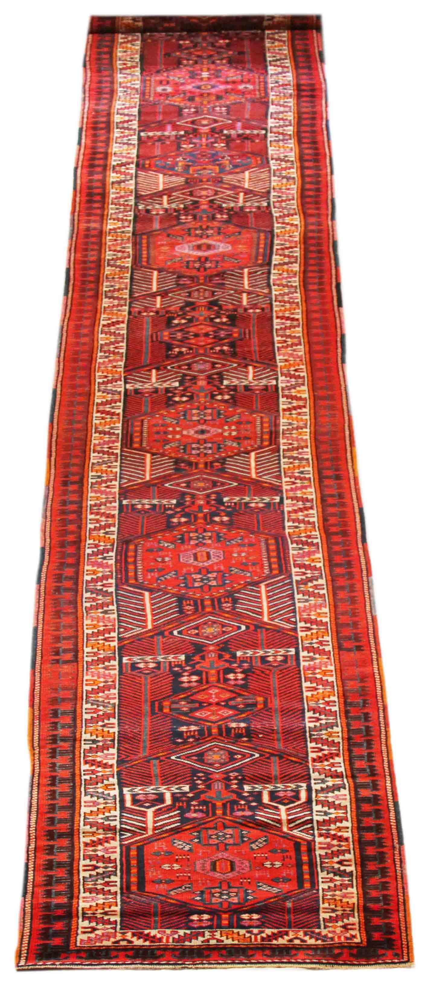 1900s Antique Persian Rug in Azerbaijan Design with Extended Length In Excellent Condition For Sale In Dallas, TX