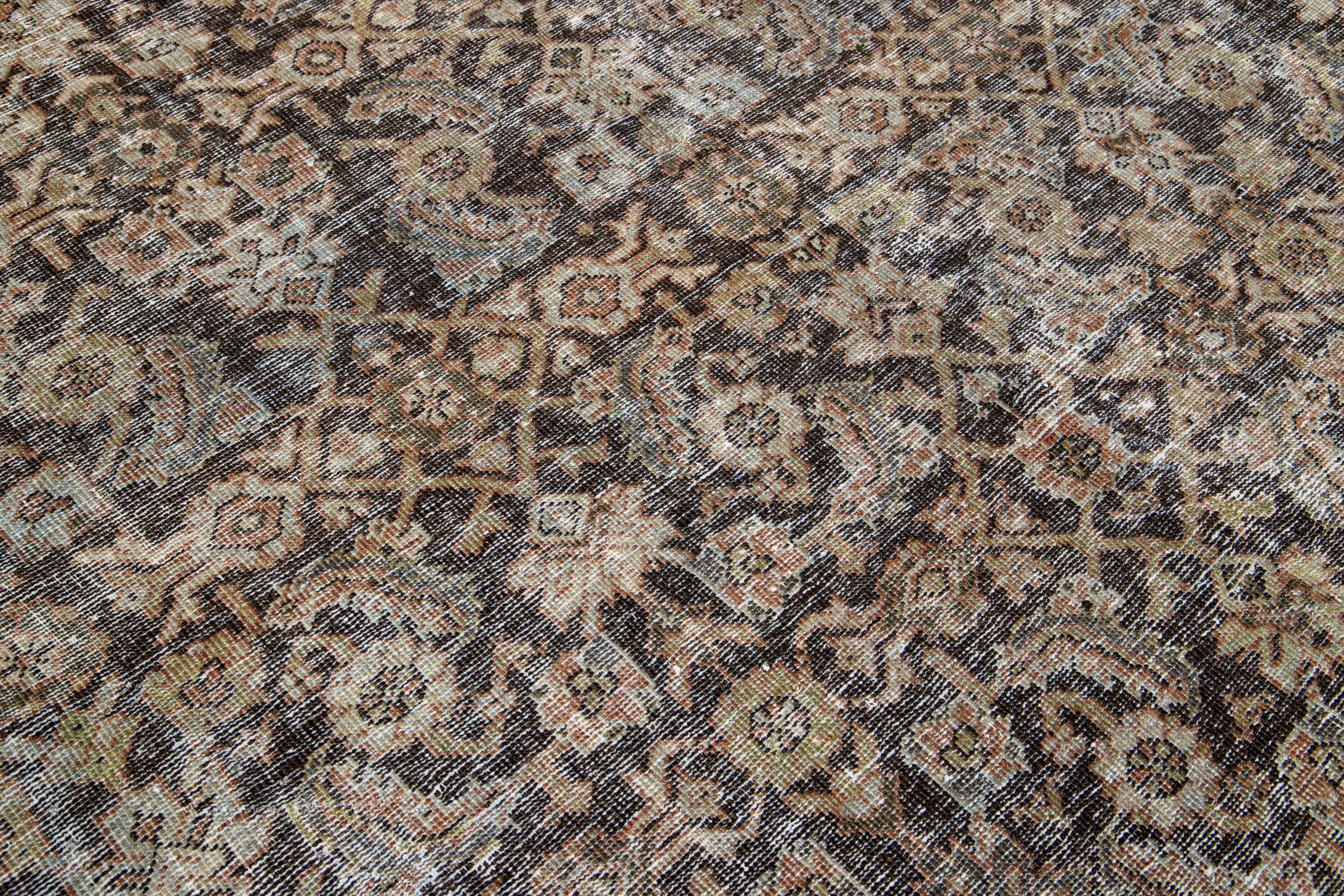 1900s Antike persische Sultanabad Wollteppich In Brown mit Allover-Muster im Zustand „Relativ gut“ im Angebot in Norwalk, CT
