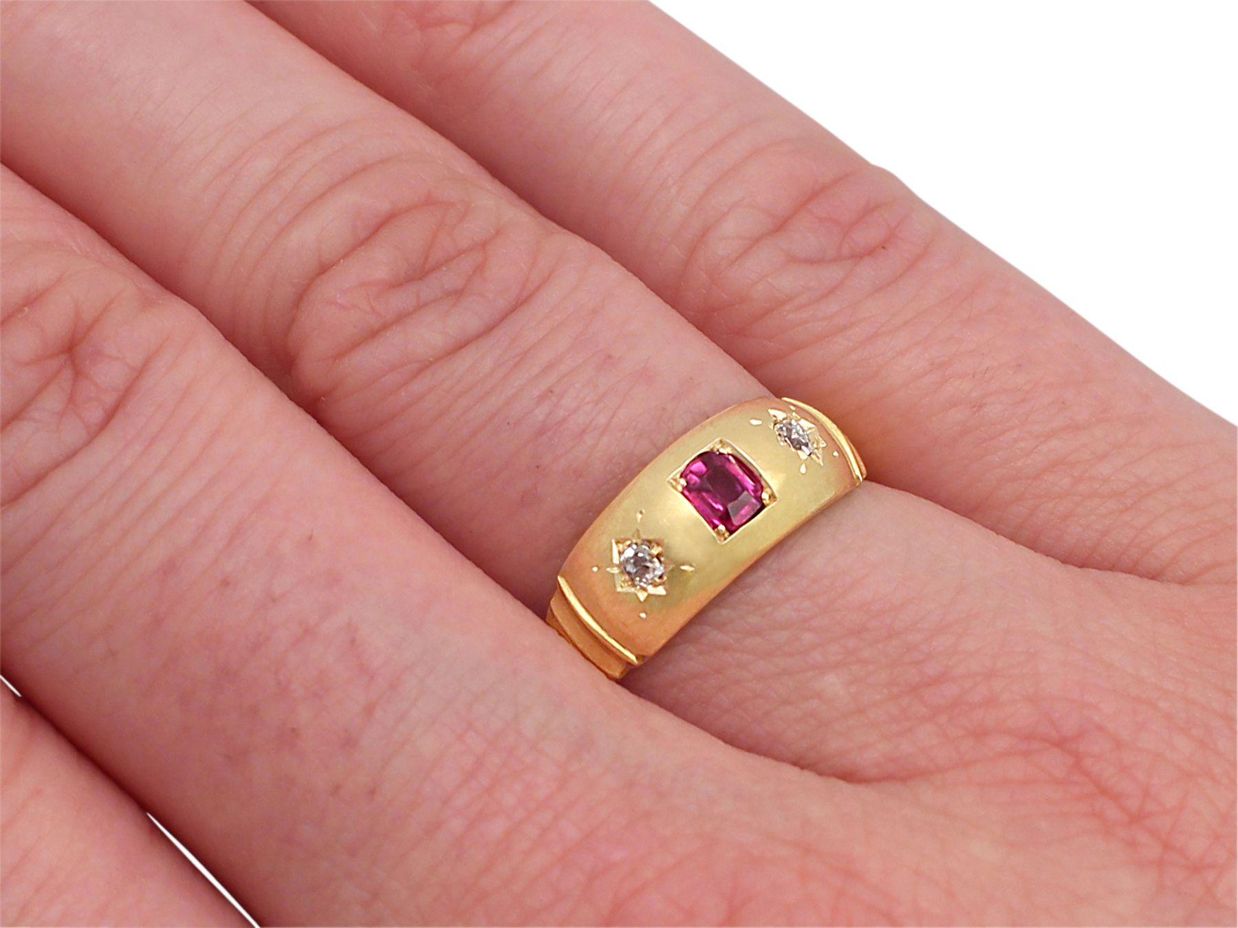 1900s Antique Ruby Diamond Yellow Gold Cocktail Ring For Sale 2