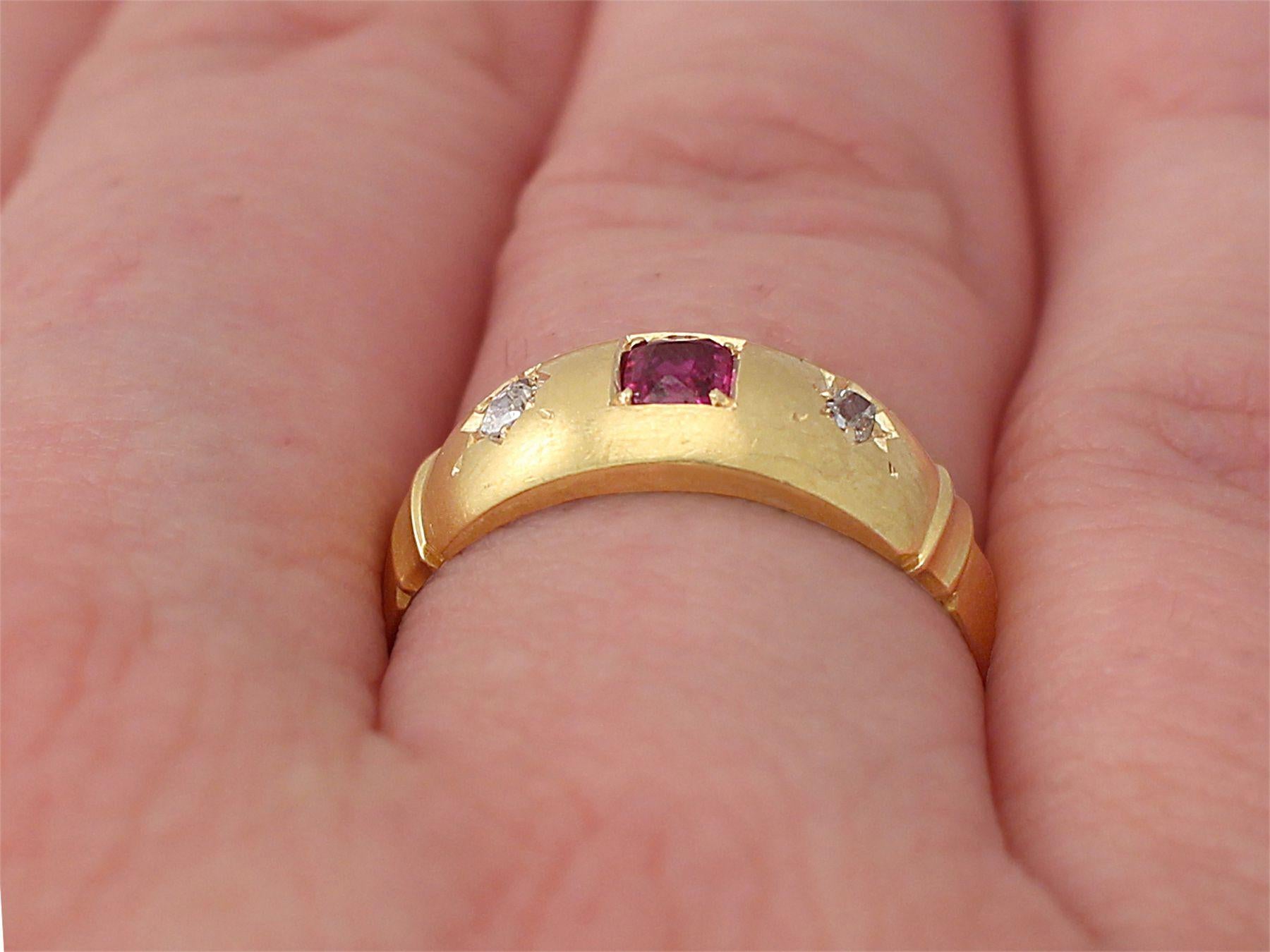 1900s Antique Ruby Diamond Yellow Gold Cocktail Ring For Sale 3