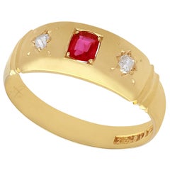 1900s Retro Ruby Diamond Yellow Gold Cocktail Ring