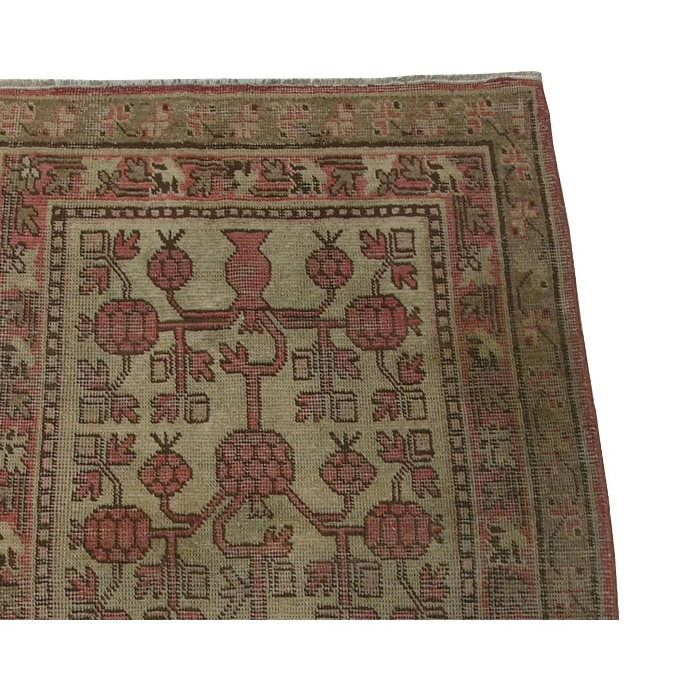 Zu verkaufen ist ein antiker Samarkand Usbekisch Stammes-Teppich
