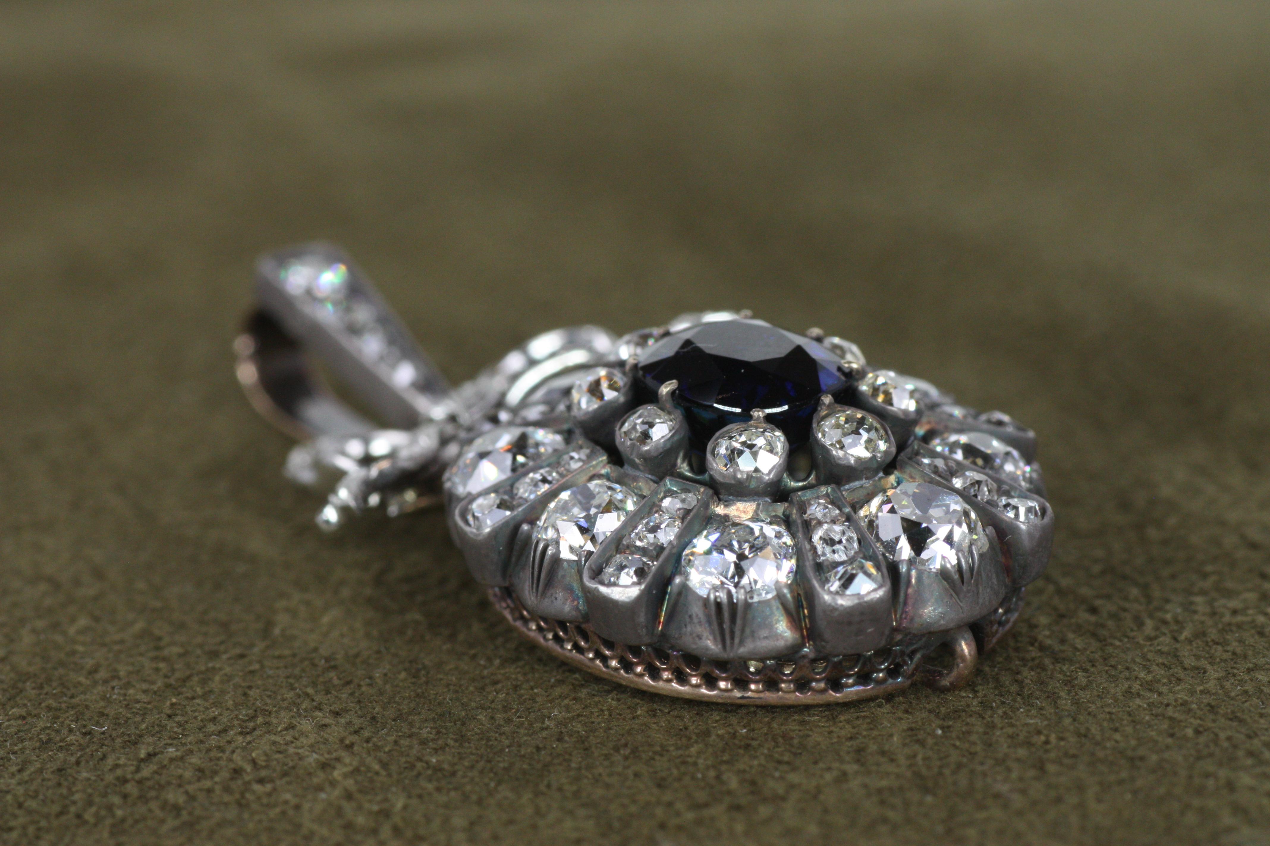 1900er Jahre Antiker Saphir und Altschliff Diamant Viktorianischer Anhänger im Angebot 3