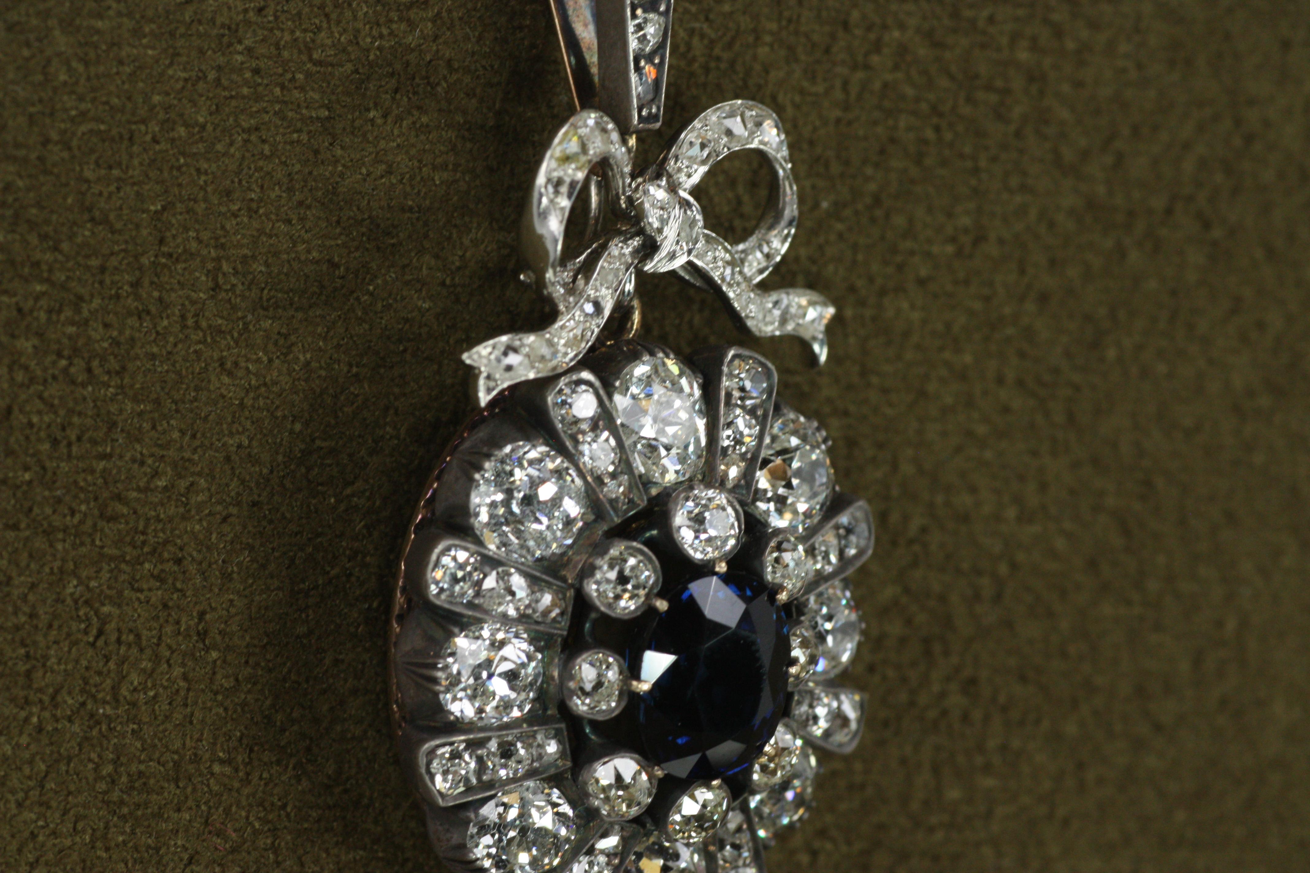 1900er Jahre Antiker Saphir und Altschliff Diamant Viktorianischer Anhänger im Angebot 4