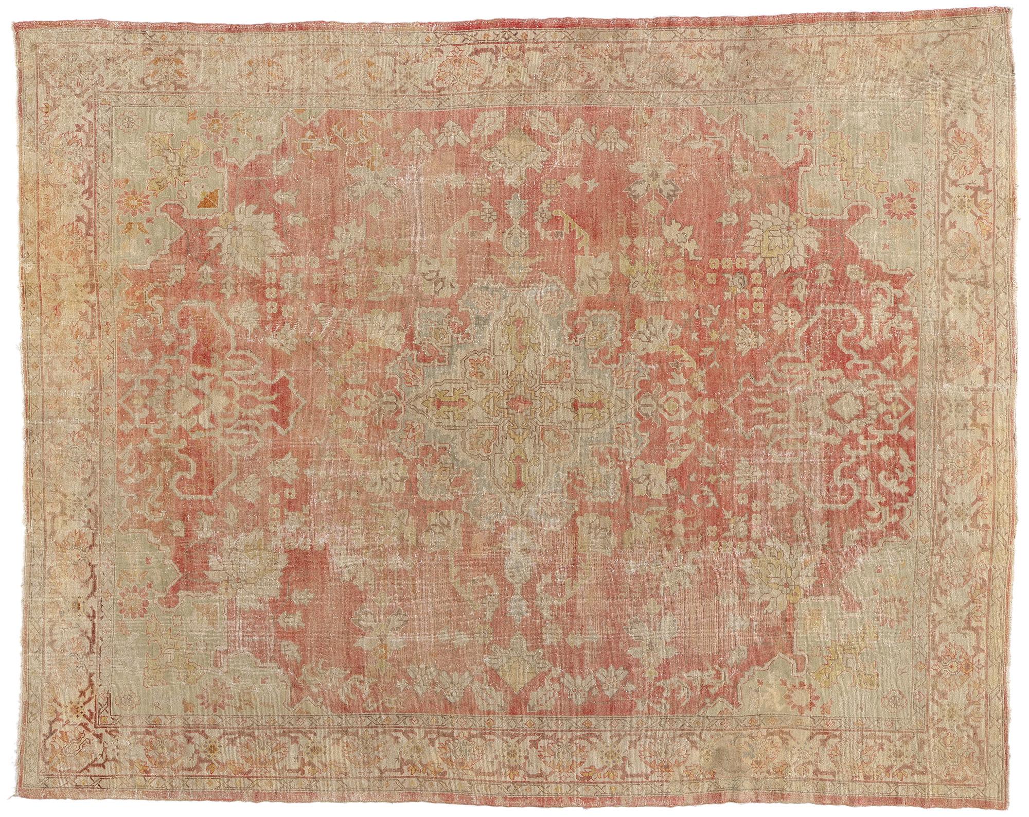 1900's Antique Turkish Oushak Carpet with Modern Style For Sale 4