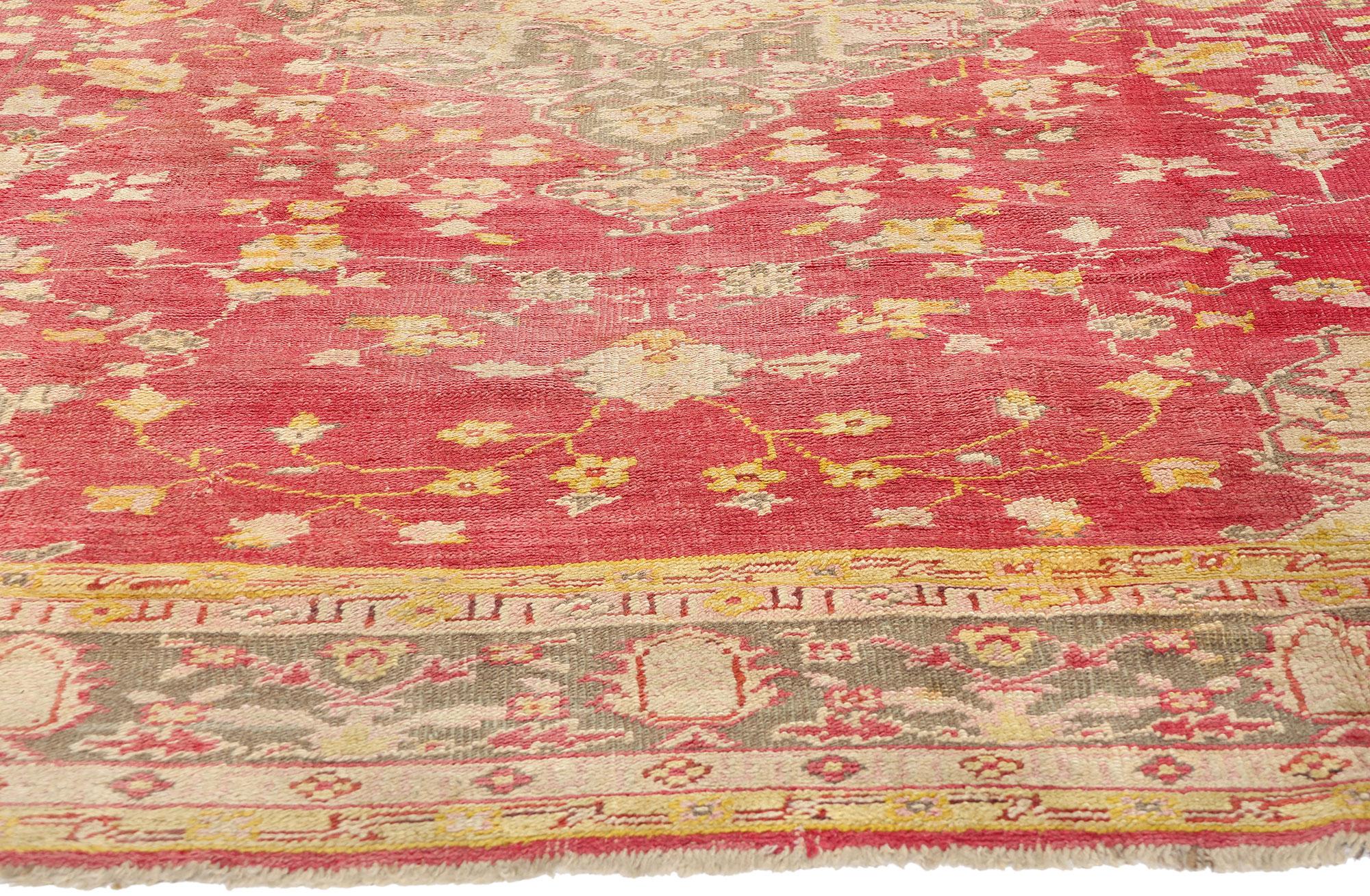 1900's Antique Turkish Oushak Carpet with Modern Style In Good Condition For Sale In Dallas, TX