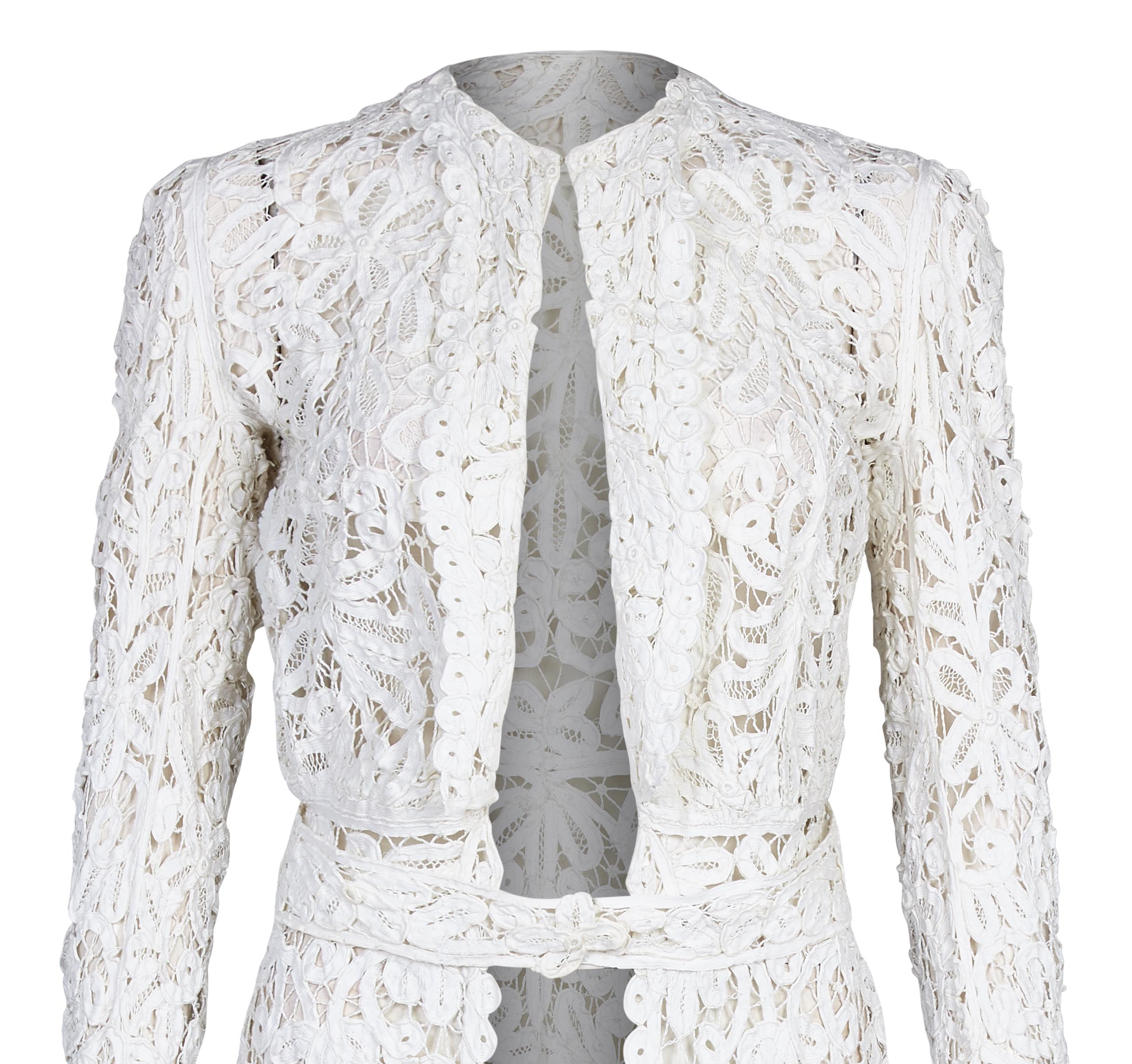 Gray 1900s Antique White Battenburg Tape Lace Bridal Dress Jacket For Sale
