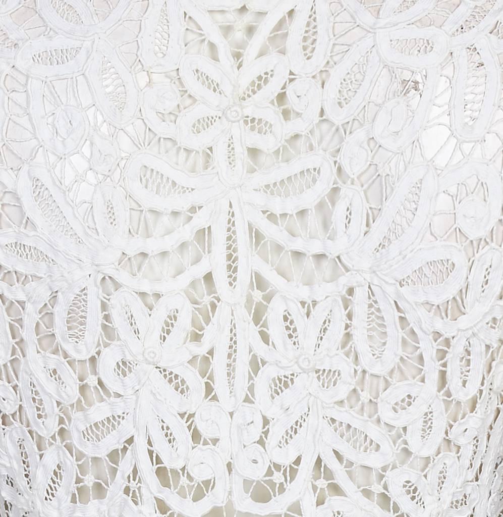 Antikes weißes Battenburg-Brautkleid aus Spitze mit Wandteppich, 1900er Jahre im Angebot 1