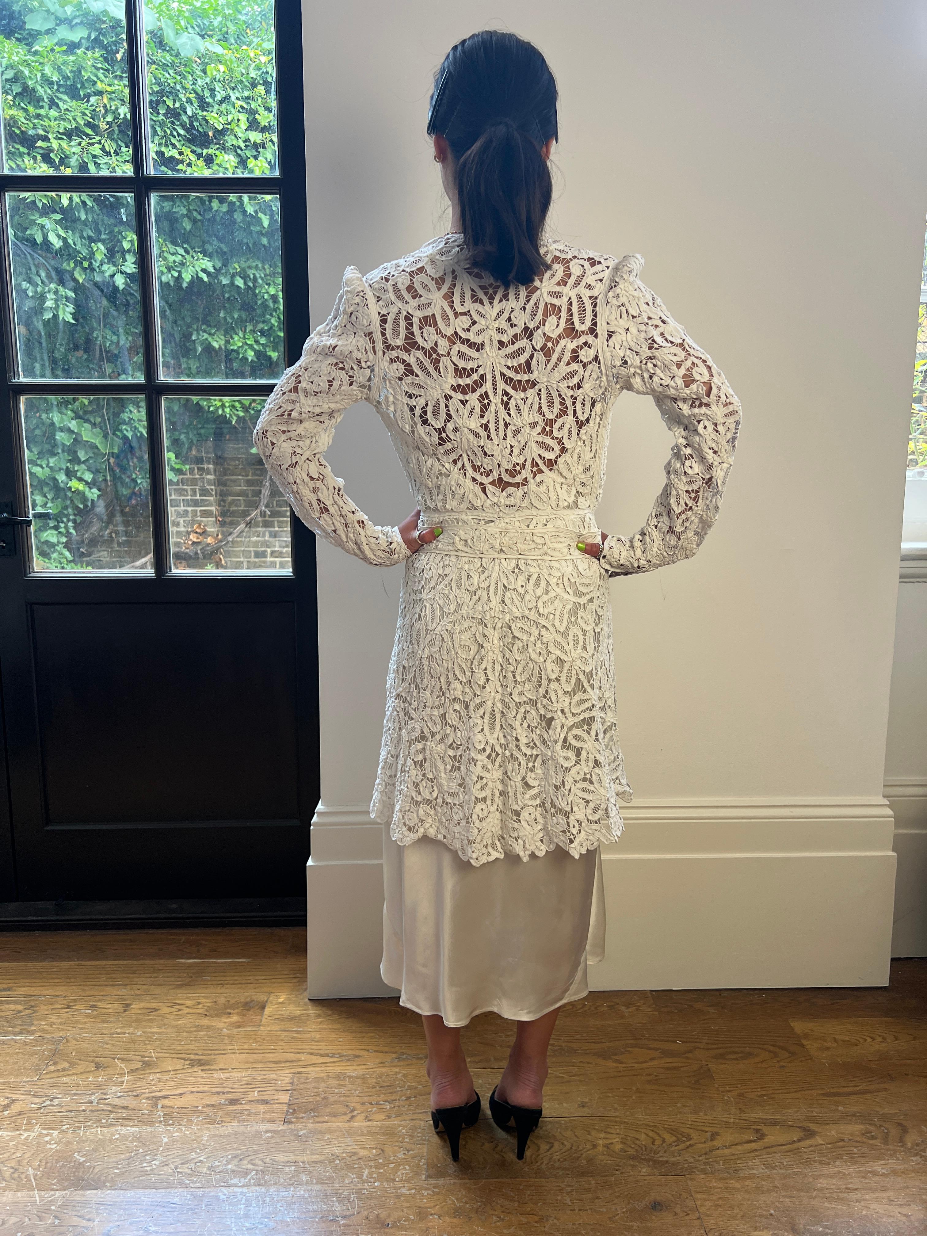 1900s Antique White Battenburg Tape Lace Bridal Dress Jacket For Sale 2