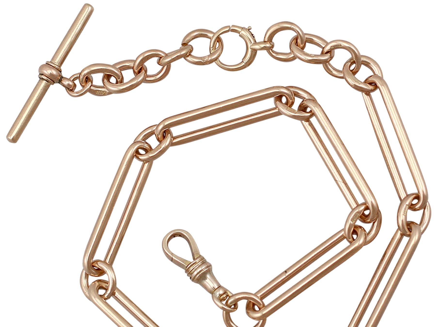 A fine and impressive antique 1900s 9 karat yellow gold Albert watch chain; part of our diverse antique jewelry and estate jewelry collections.

This fine and impressive antique pocket watch chain has been crafted in 9k yellow gold.

The long and