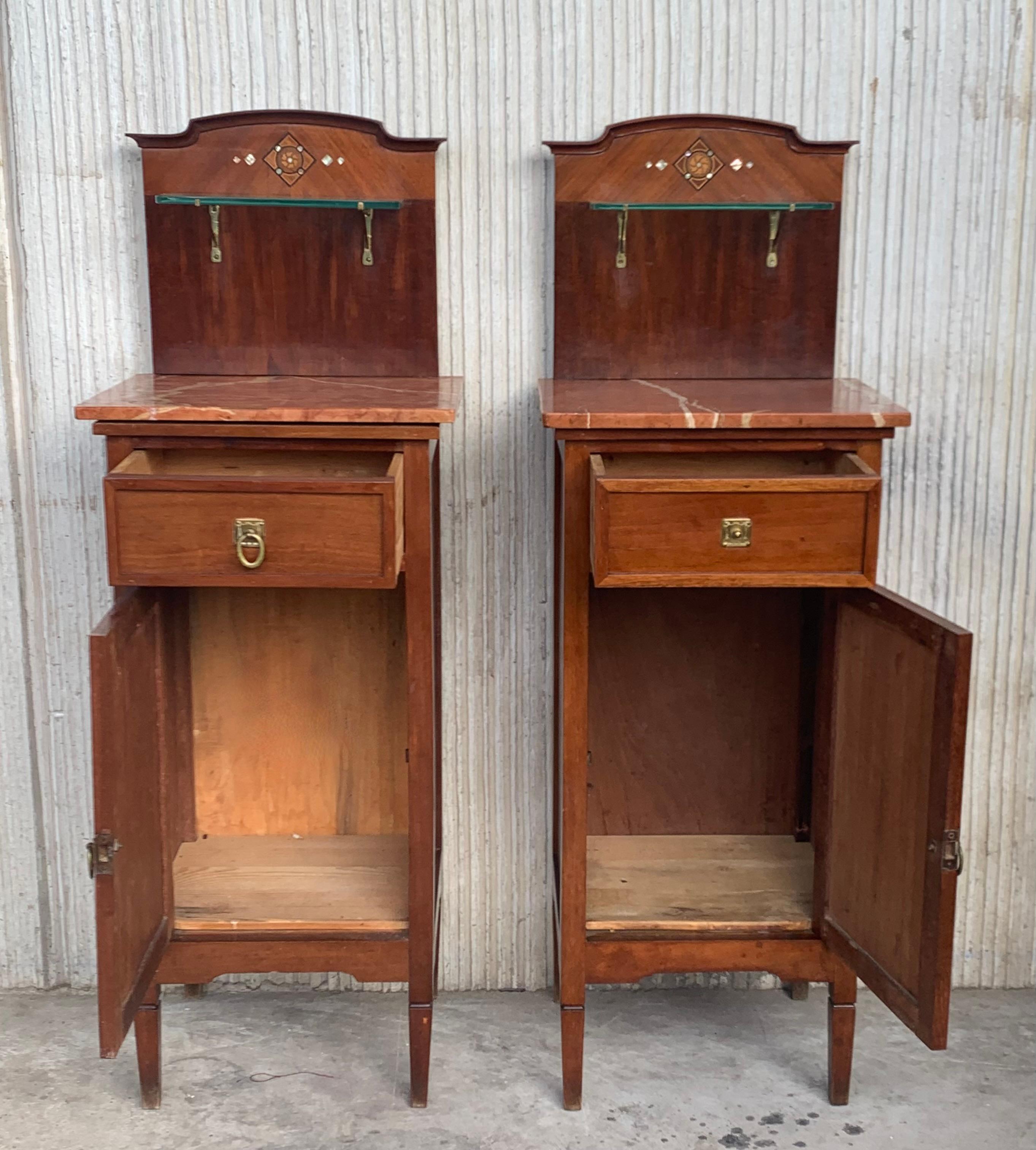 French 1900s, Art Nouveau Pair of Walnut Nightstands with Crest and Glass Shelve