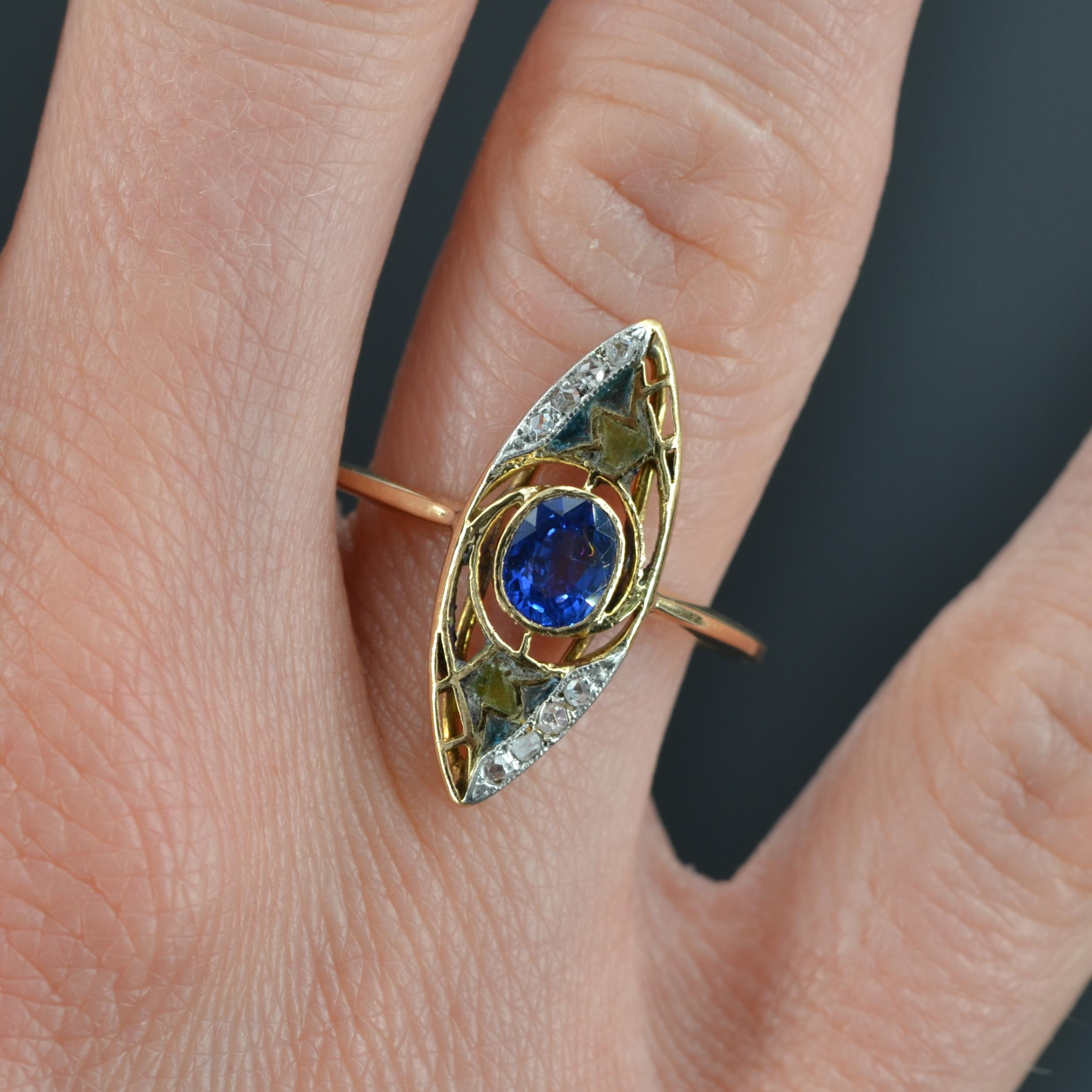 1900s Art Nouveau Sapphire Enamel 18 Karat Yellow Gold Ring For Sale 2