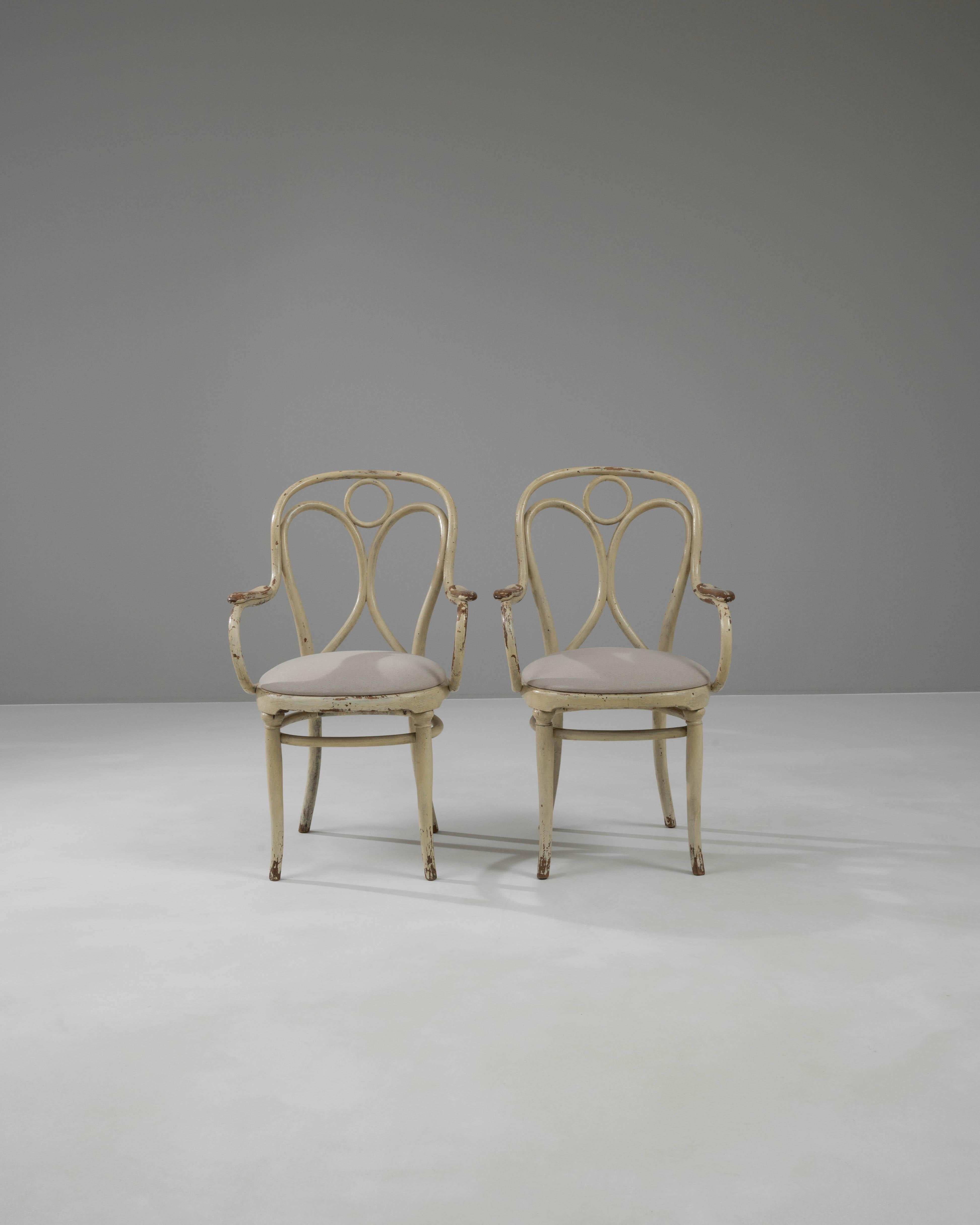 1900s Austrian Wooden Chairs, a Pair For Sale 1