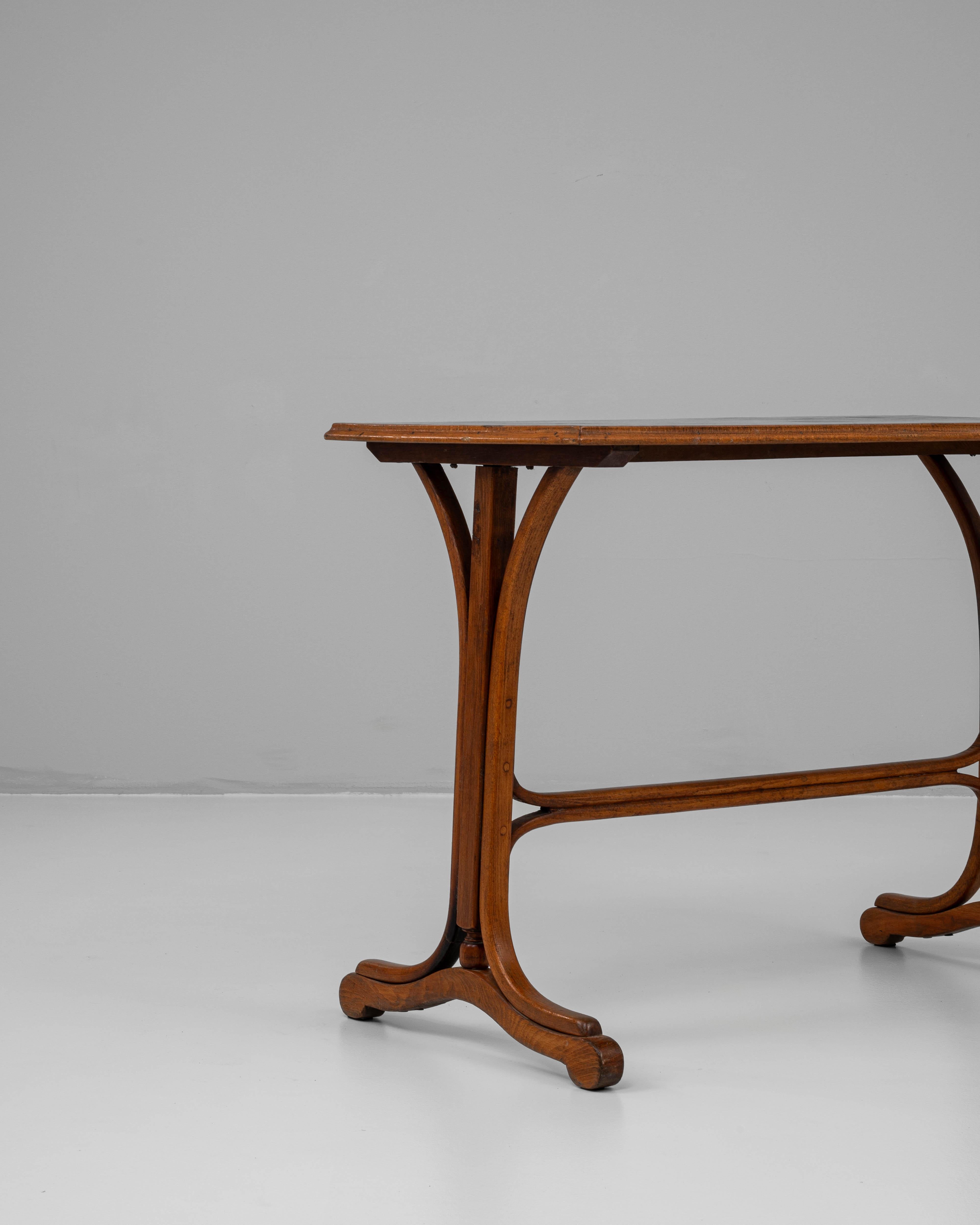 1900s Austrian Wooden Side Table For Sale 2