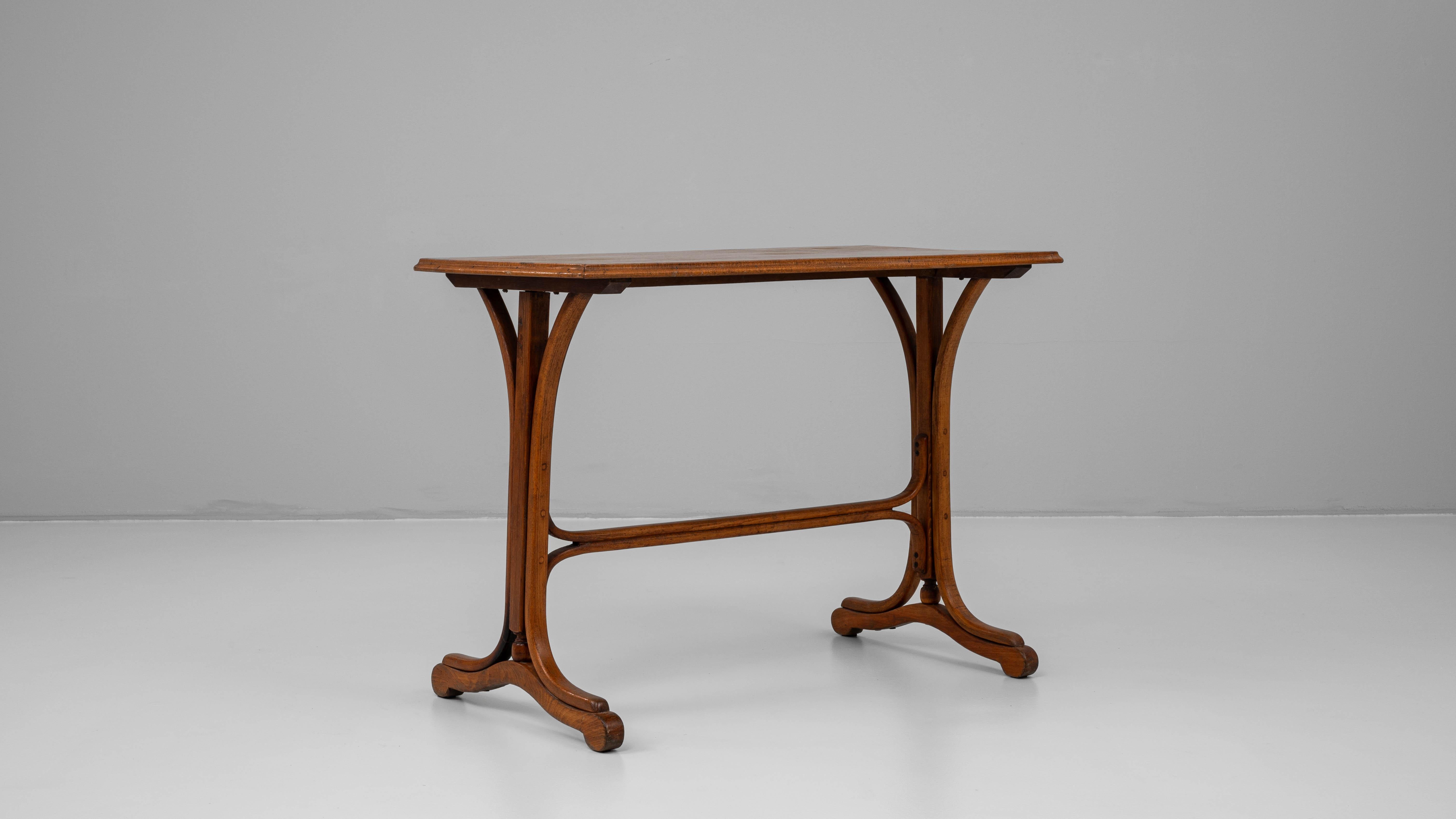 1900s Austrian Wooden Side Table For Sale 3