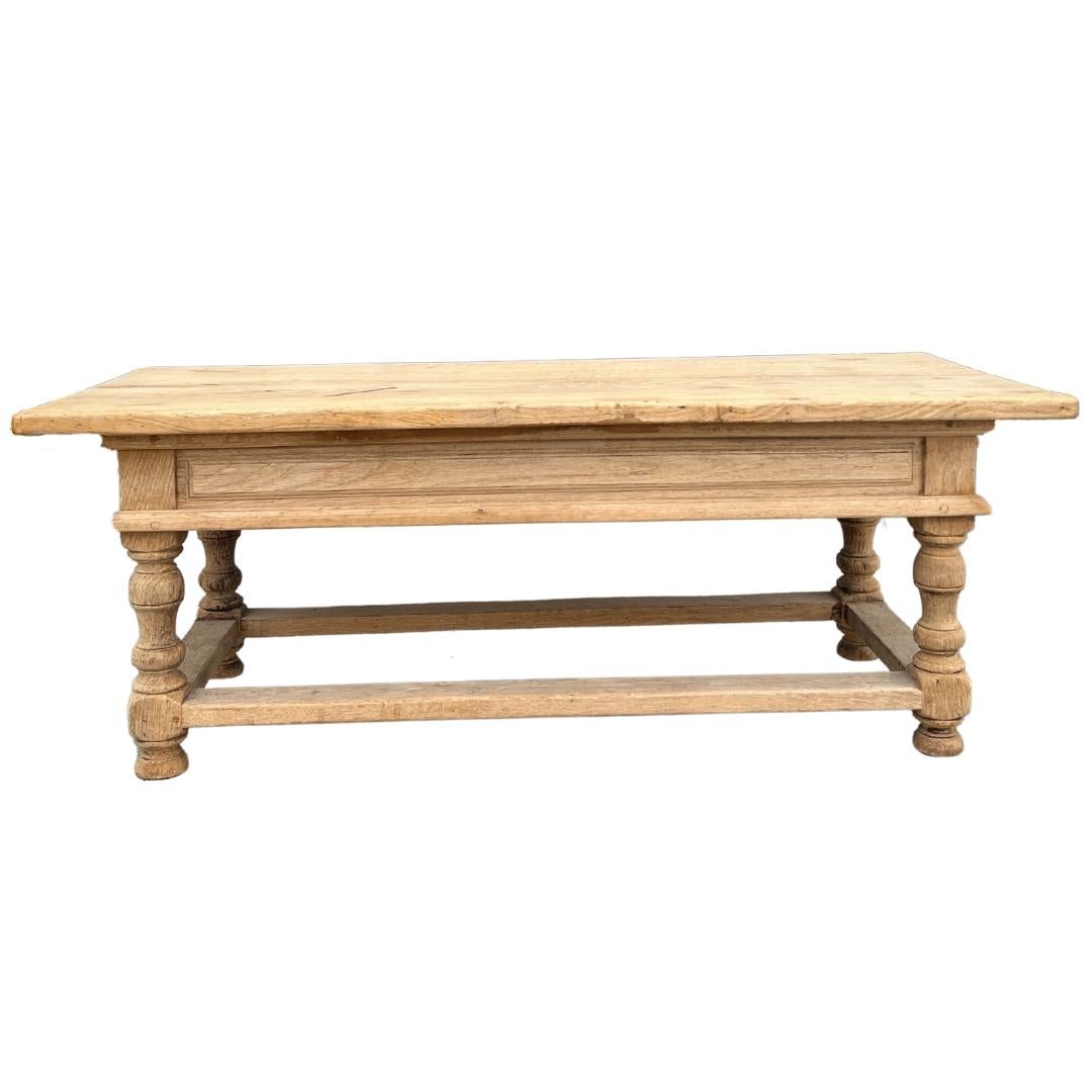 1900s Belgian Bleached Oak Coffee Table In Good Condition For Sale In Alpharetta, GA