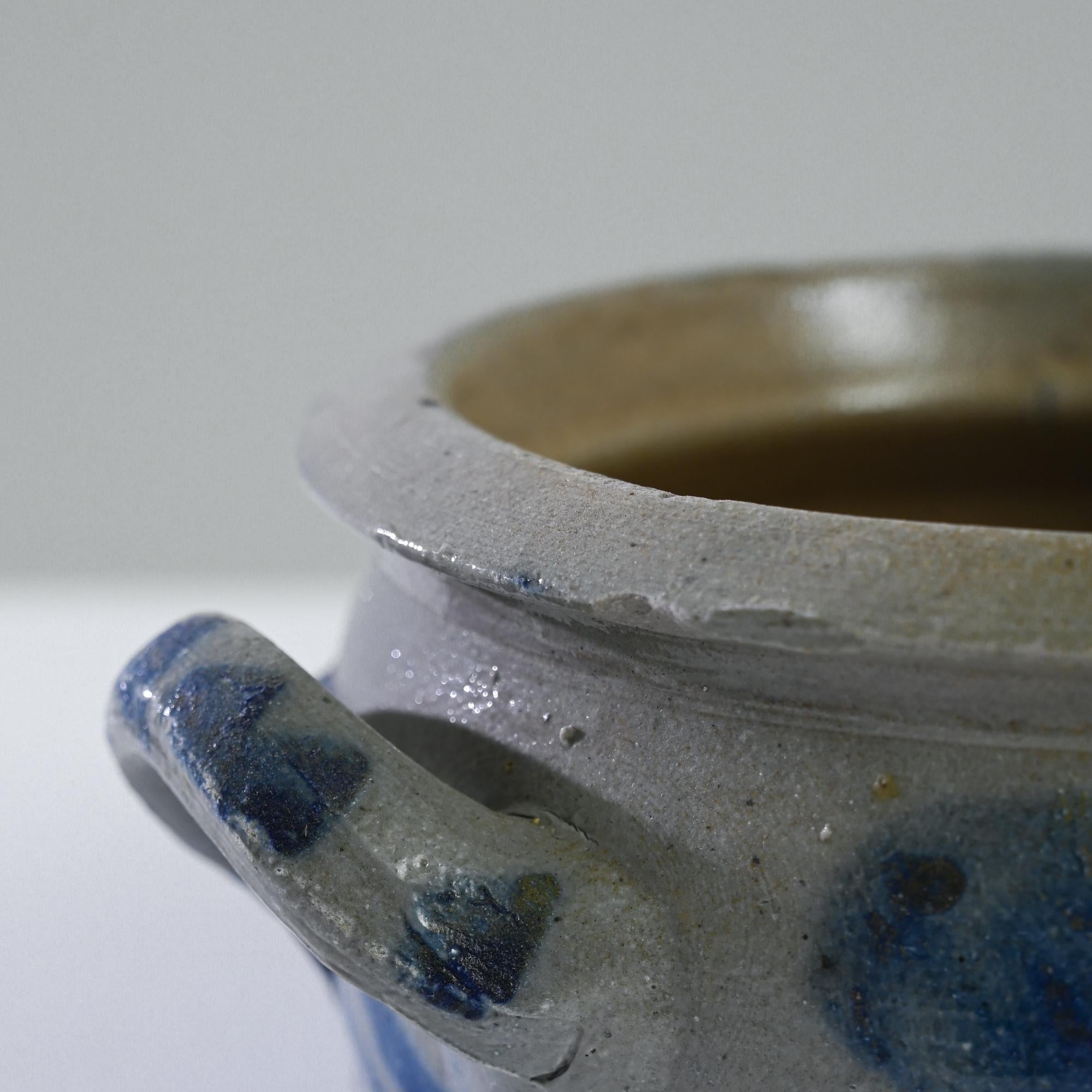 1900s Belgian Ceramic Pot 2