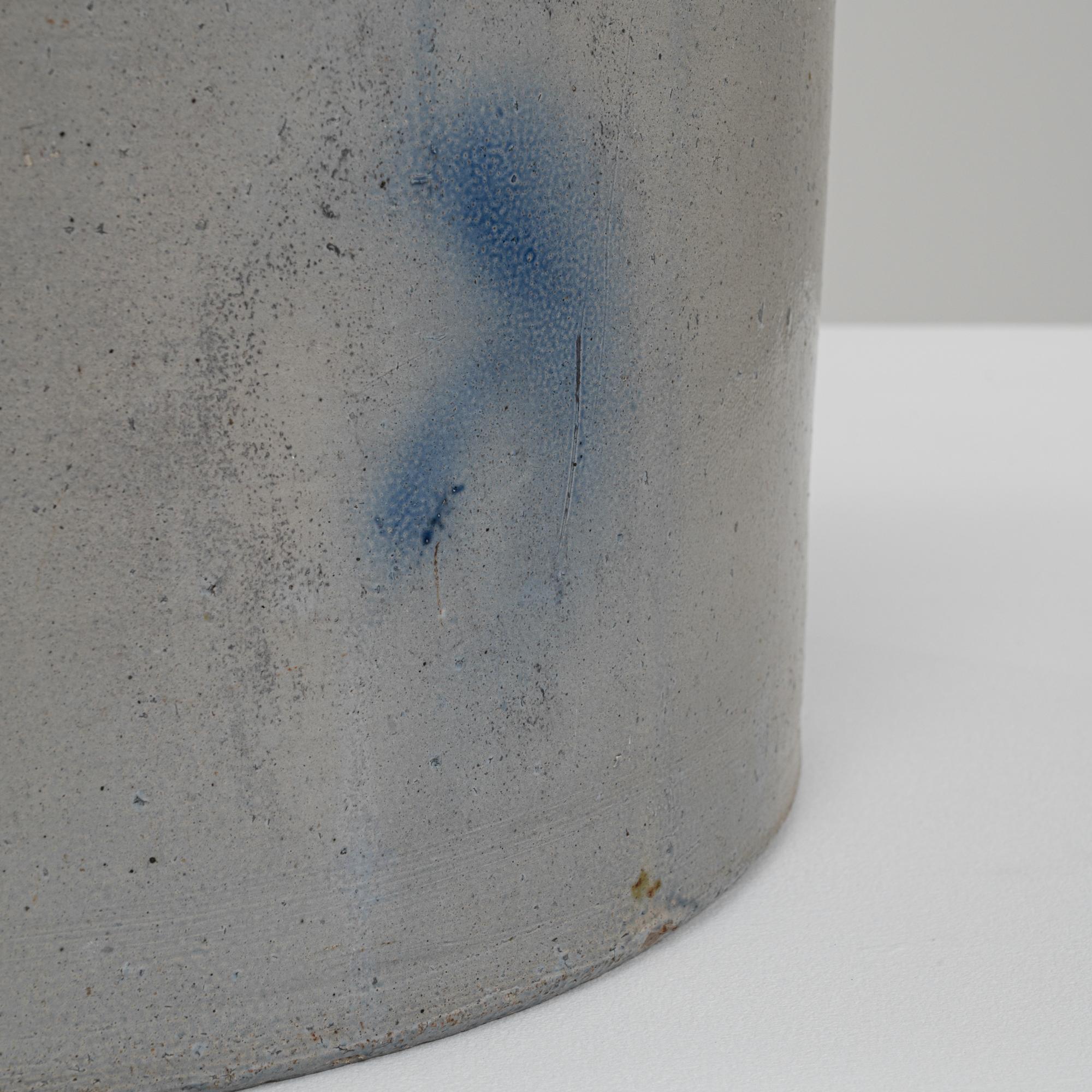 Vaso in ceramica belga del 1900 in vendita 3