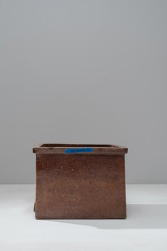 Fioriera belga in cemento del 1900