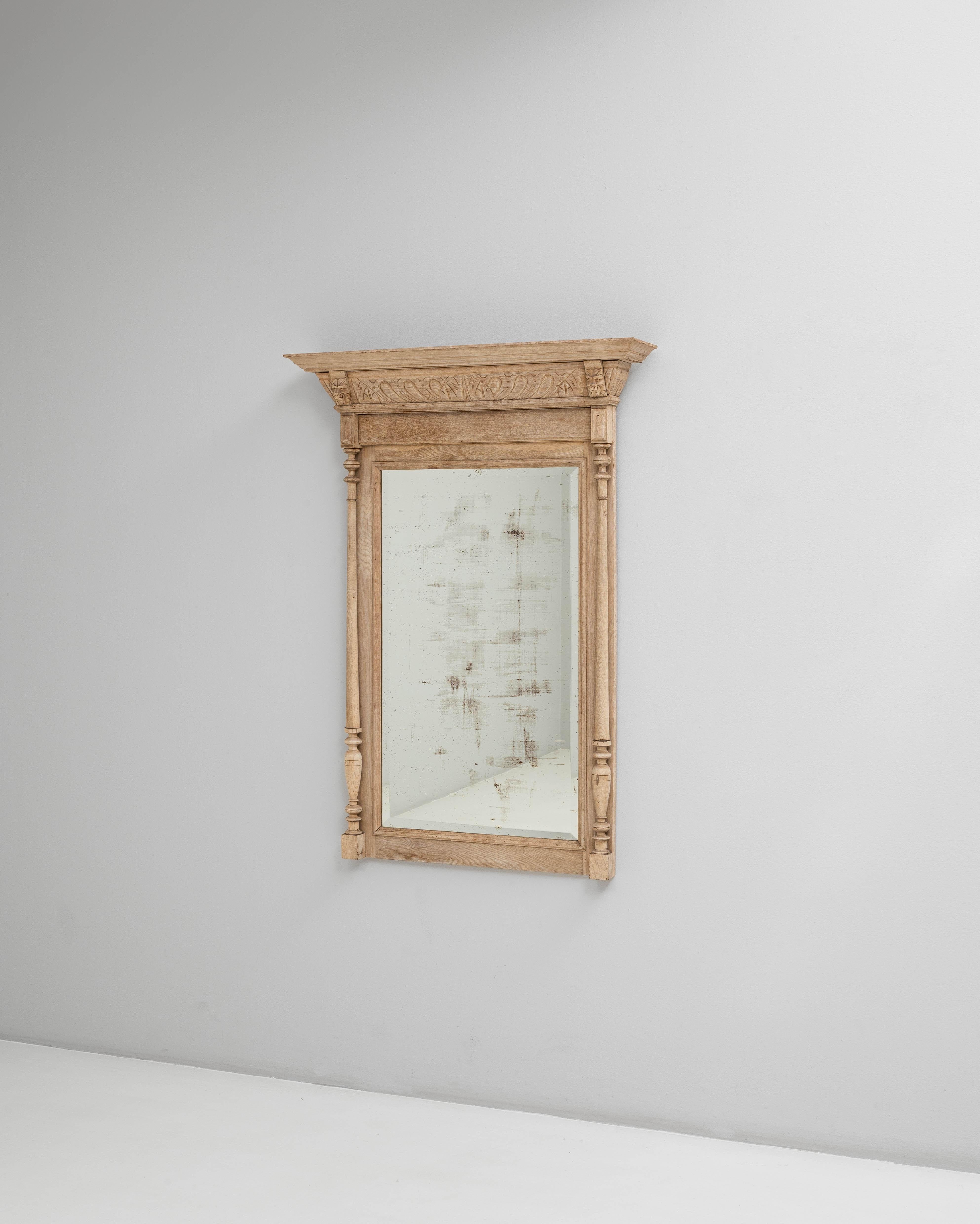 Espejo de roble belga de 1900 Vidrio en venta