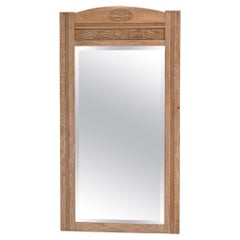 Specchio in Oak belga del 1900 con dettagli intagliati