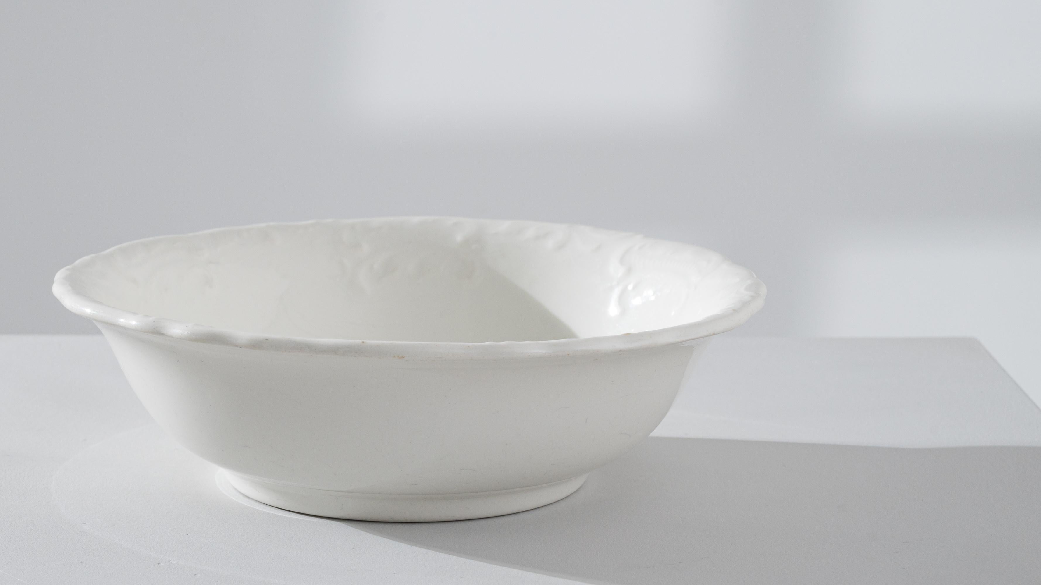 1900s Belgian Porcelain Bowl For Sale 1
