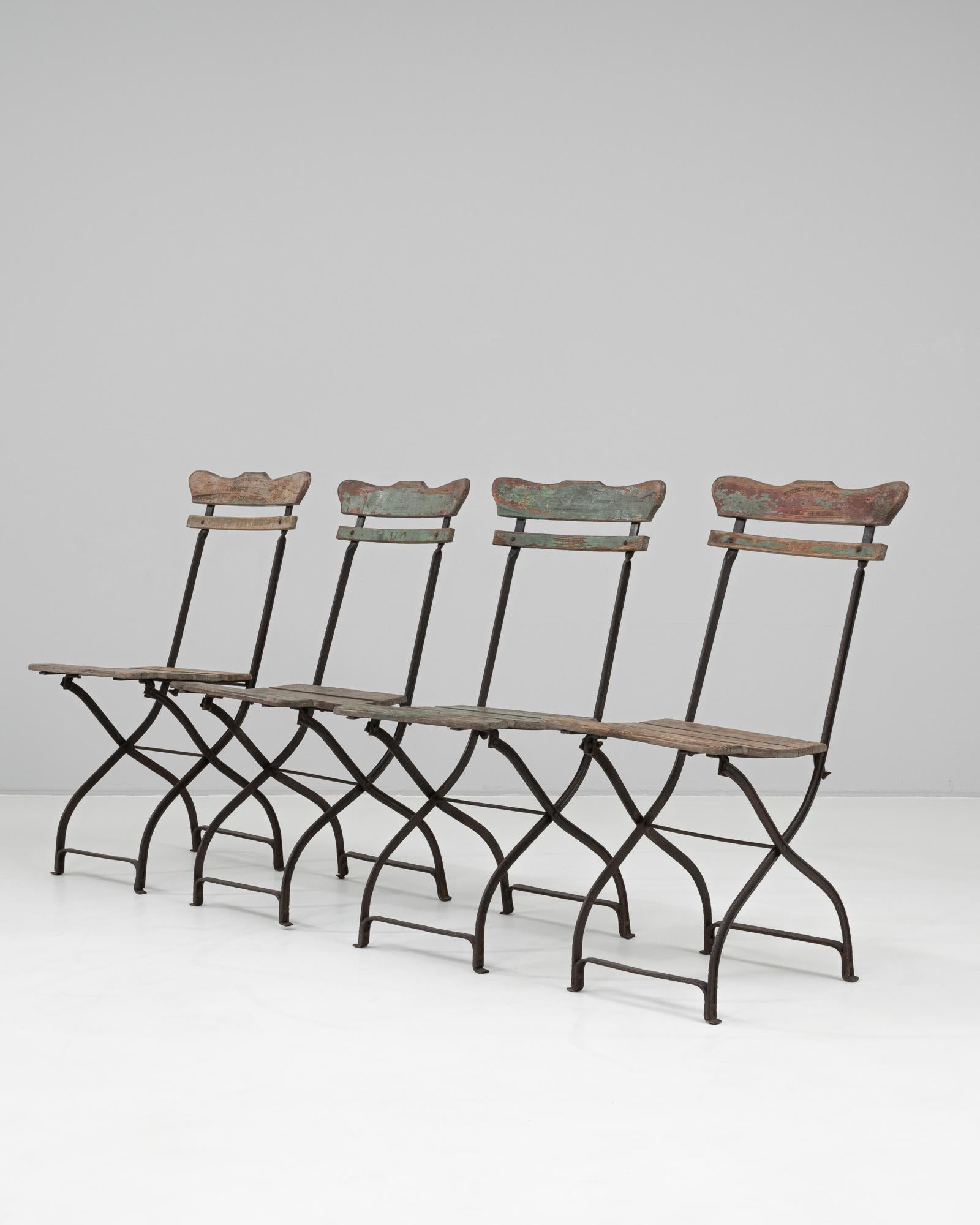 1900s Belgian Set Of Four Metal & Wooden Garden Chairs For Sale 8
