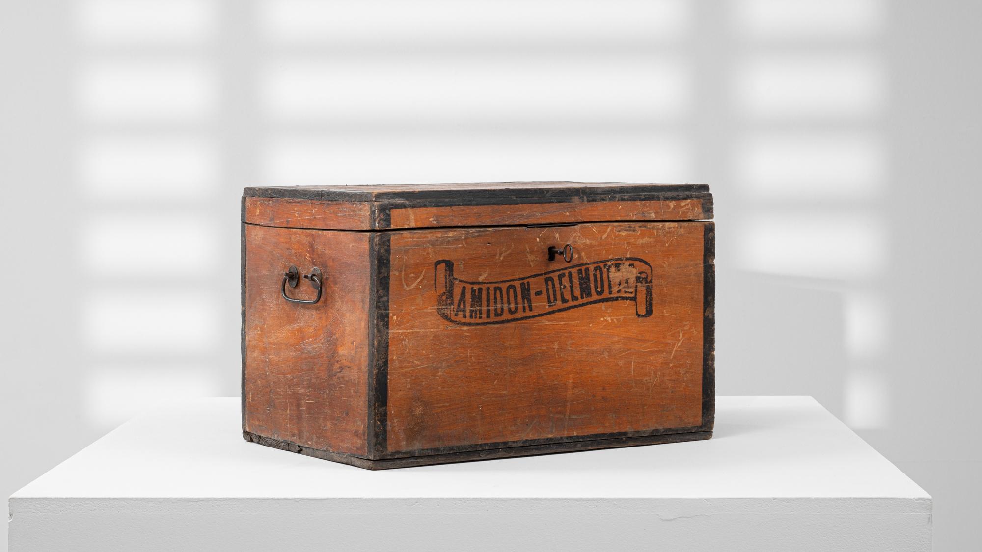Cassapanca belga del 1900 in vendita 2