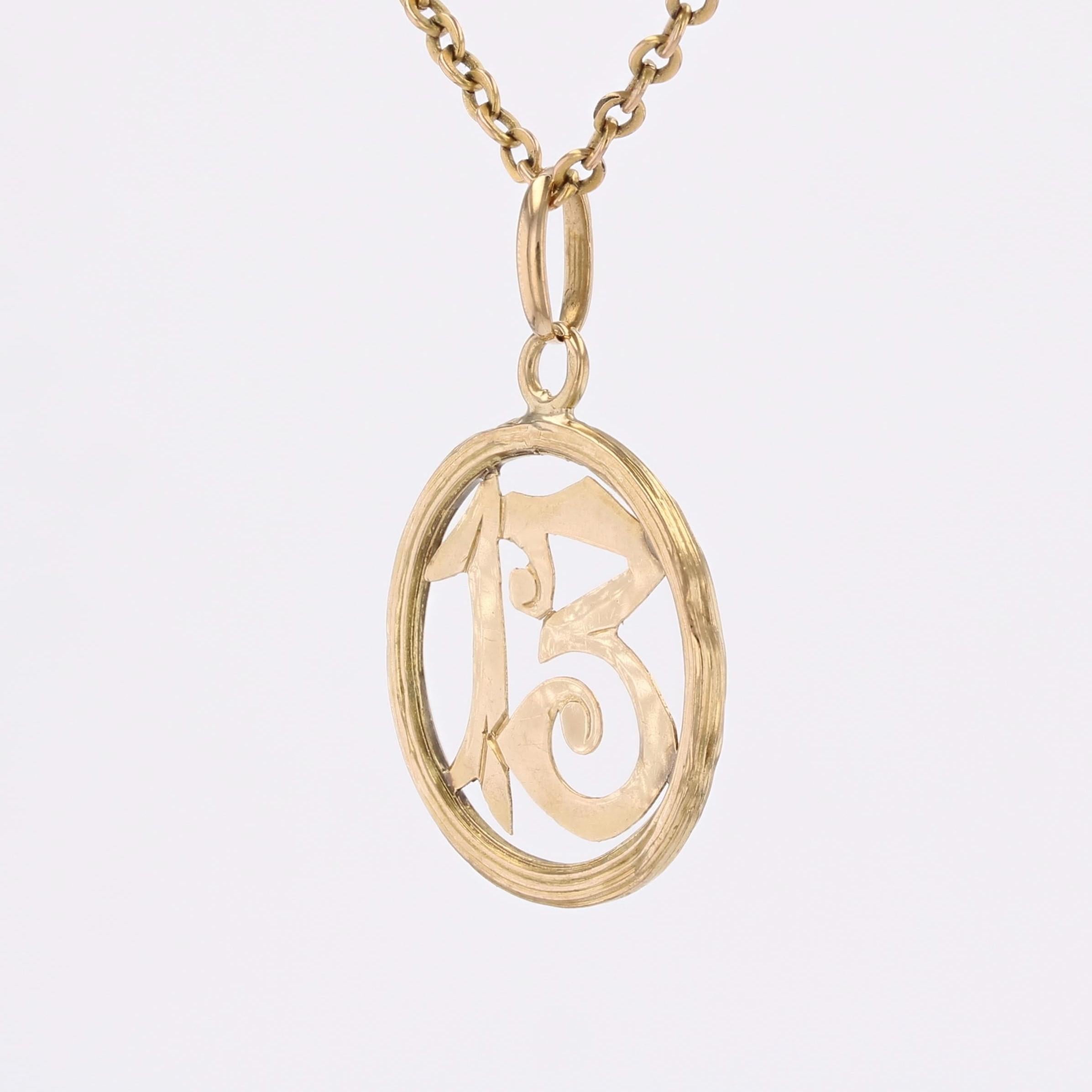 1900s Belle Epoque Or jaune 18 carats Pendentif Numéro 13 Bon état - En vente à Poitiers, FR