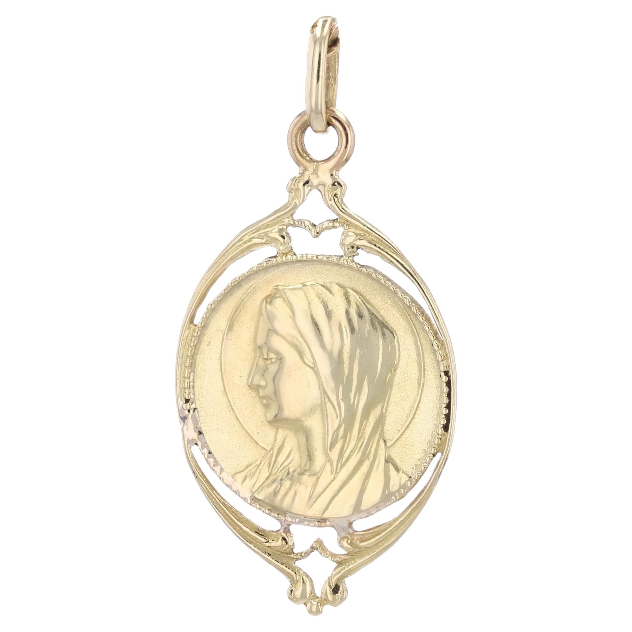 1900s Belle Epoque 18 Karat Yellow Gold Virgin Mary Medal Pendant