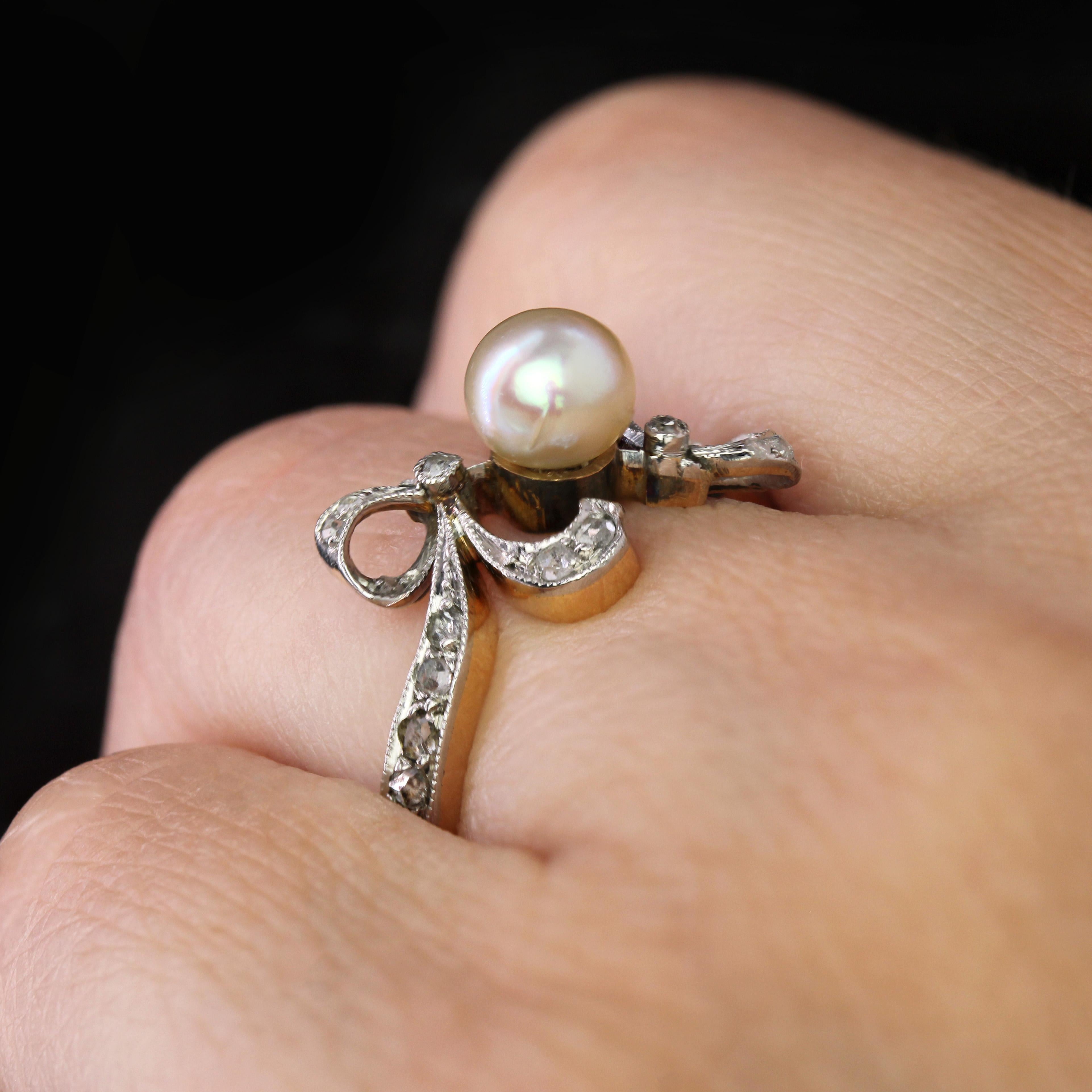 Anello Belle Epoque del 1900 con diamanti e perle in oro giallo 18 carati e platino in vendita 6
